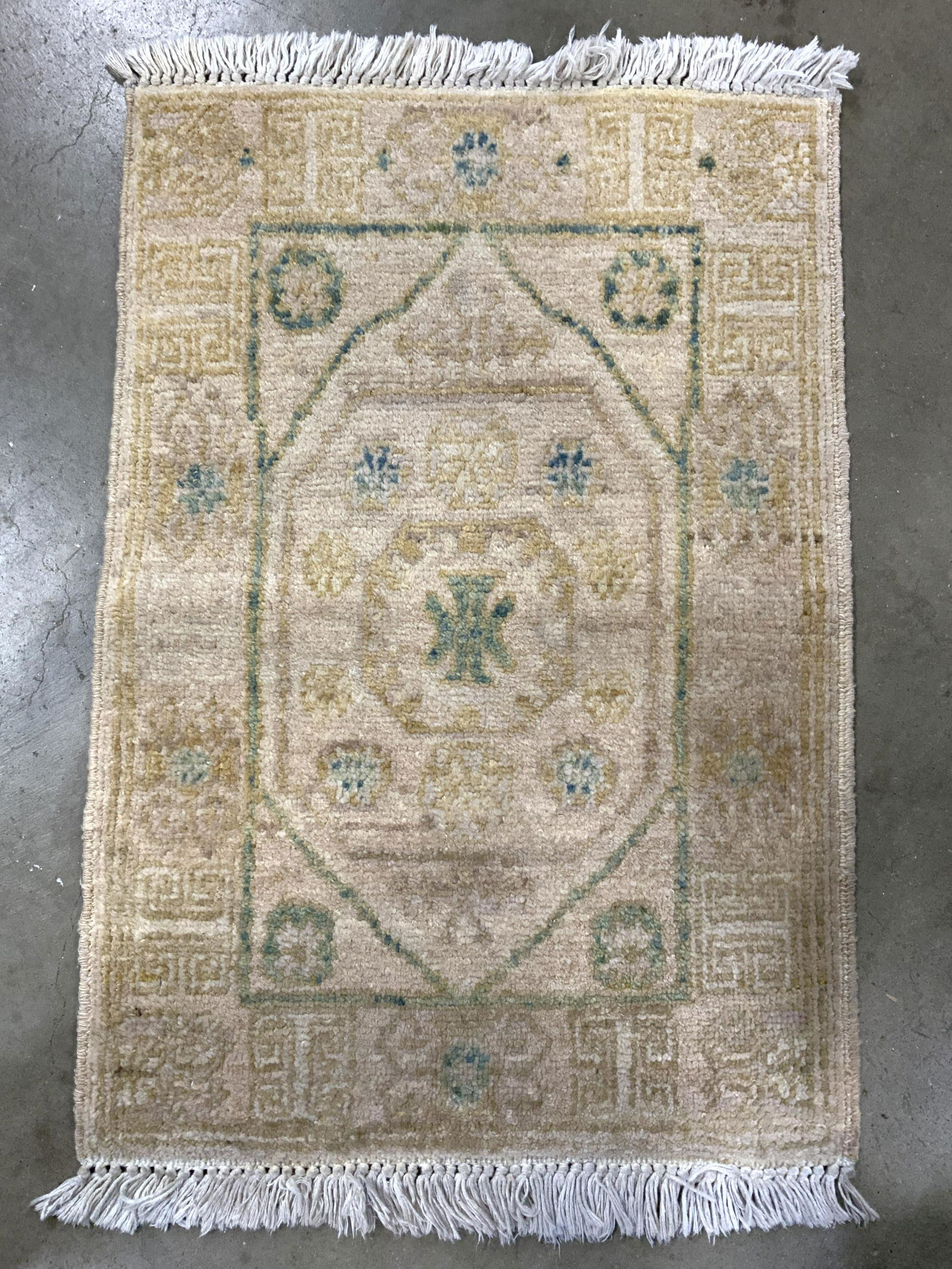 Handmade Oriental Fringed Wool Area Rug (1 of 8)