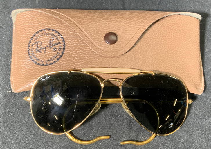RAY BAN Aviator Sunglasses & Case (0229) on Jan 18, 2023 The Benefit