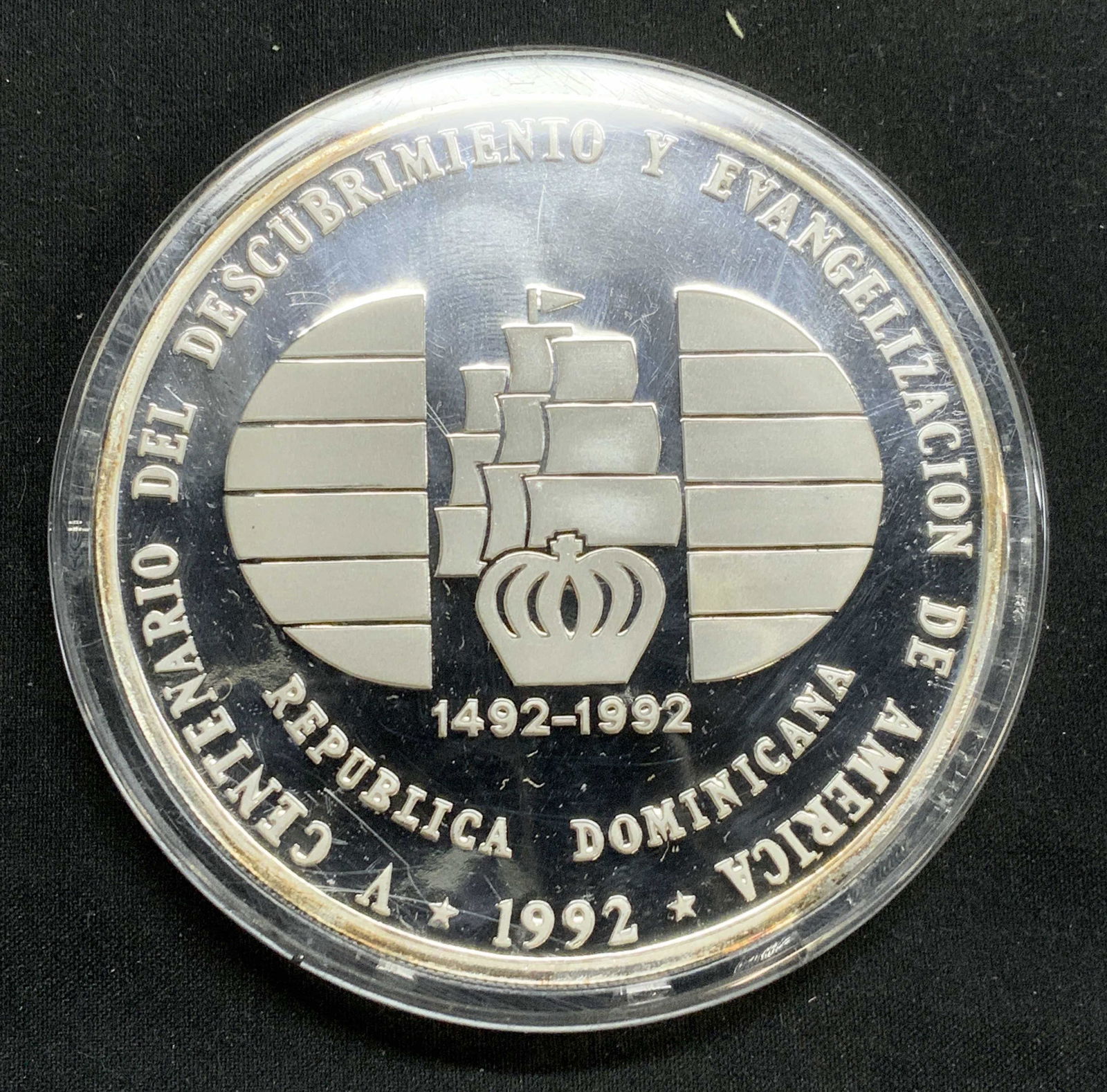 SILVER Dominican Commemorative Medal, 1992 (1 of 5)