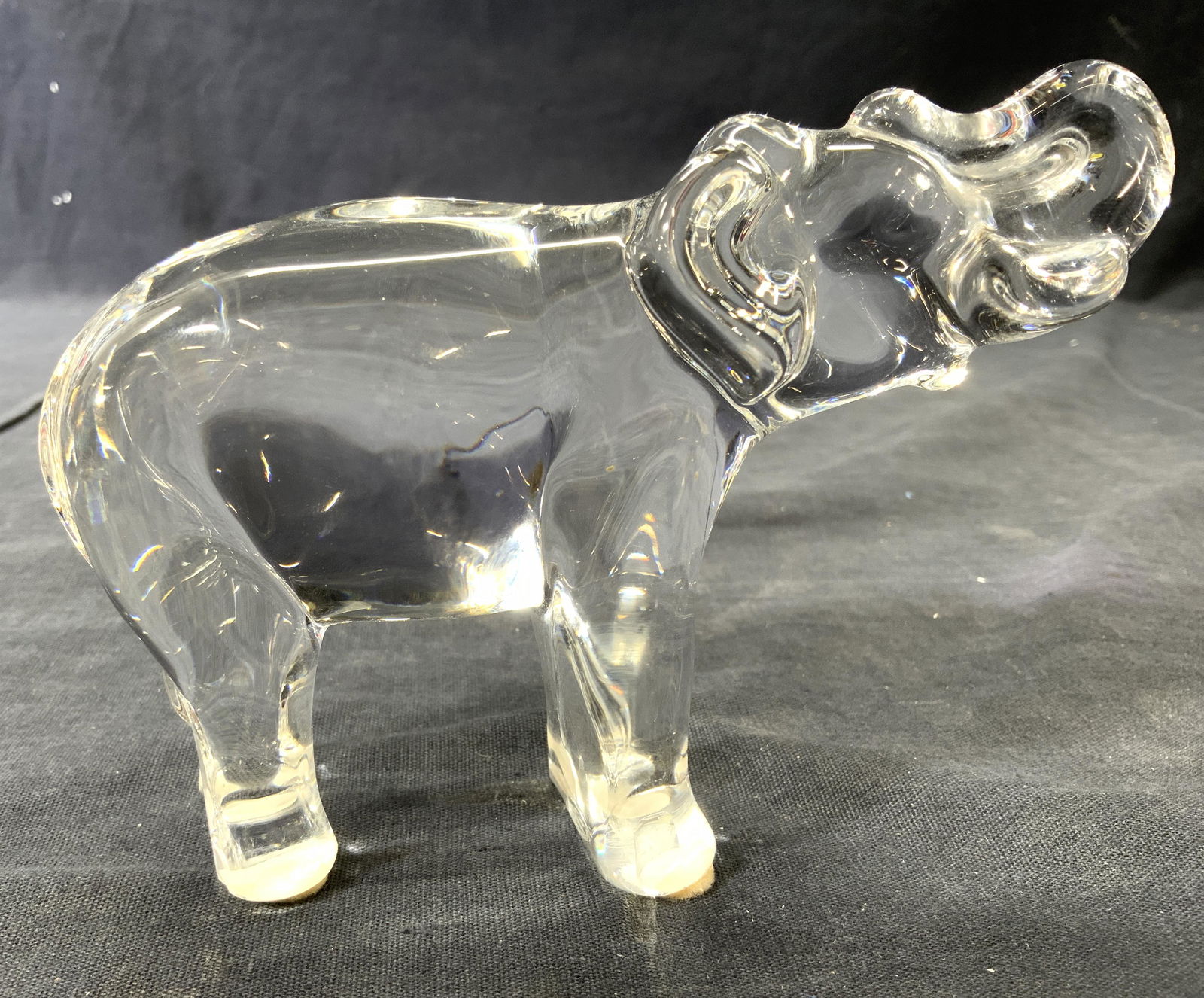 BACCARAT Signed Crystal Elephant Figure (1 of 9)