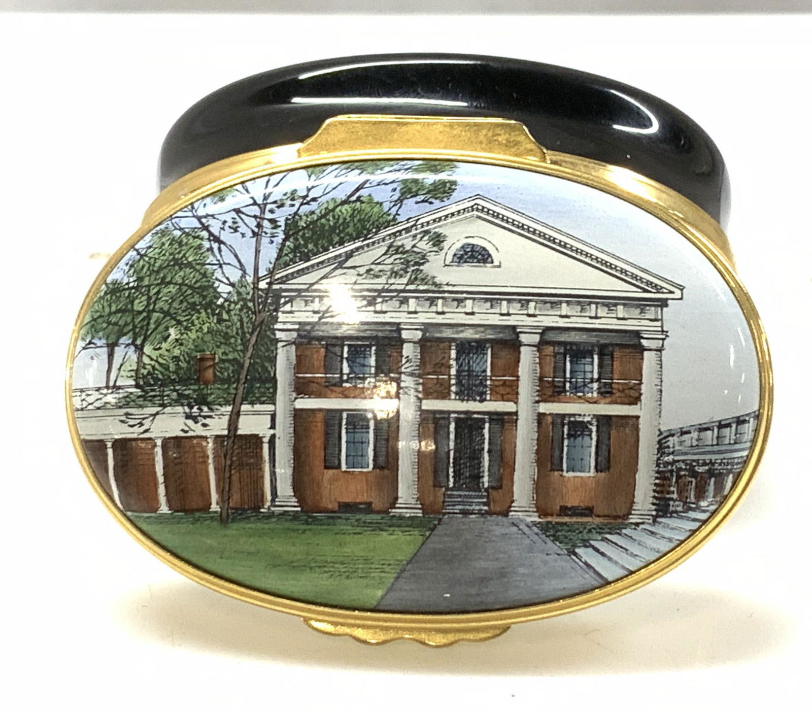 Collect. Halcyon Days Enamel Pillbox, England (1 of 7)