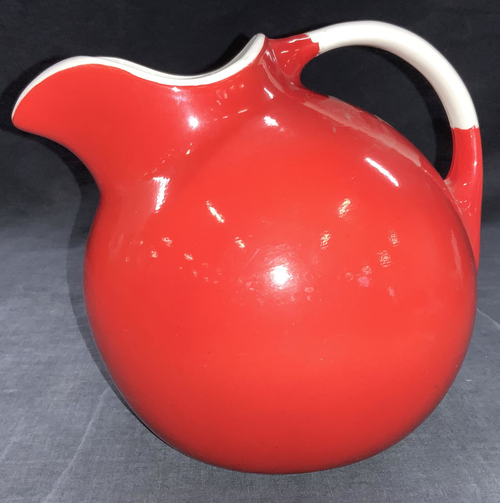 HALLS Retro Style Red Ball Ceramic Pitcher (1 of 8)