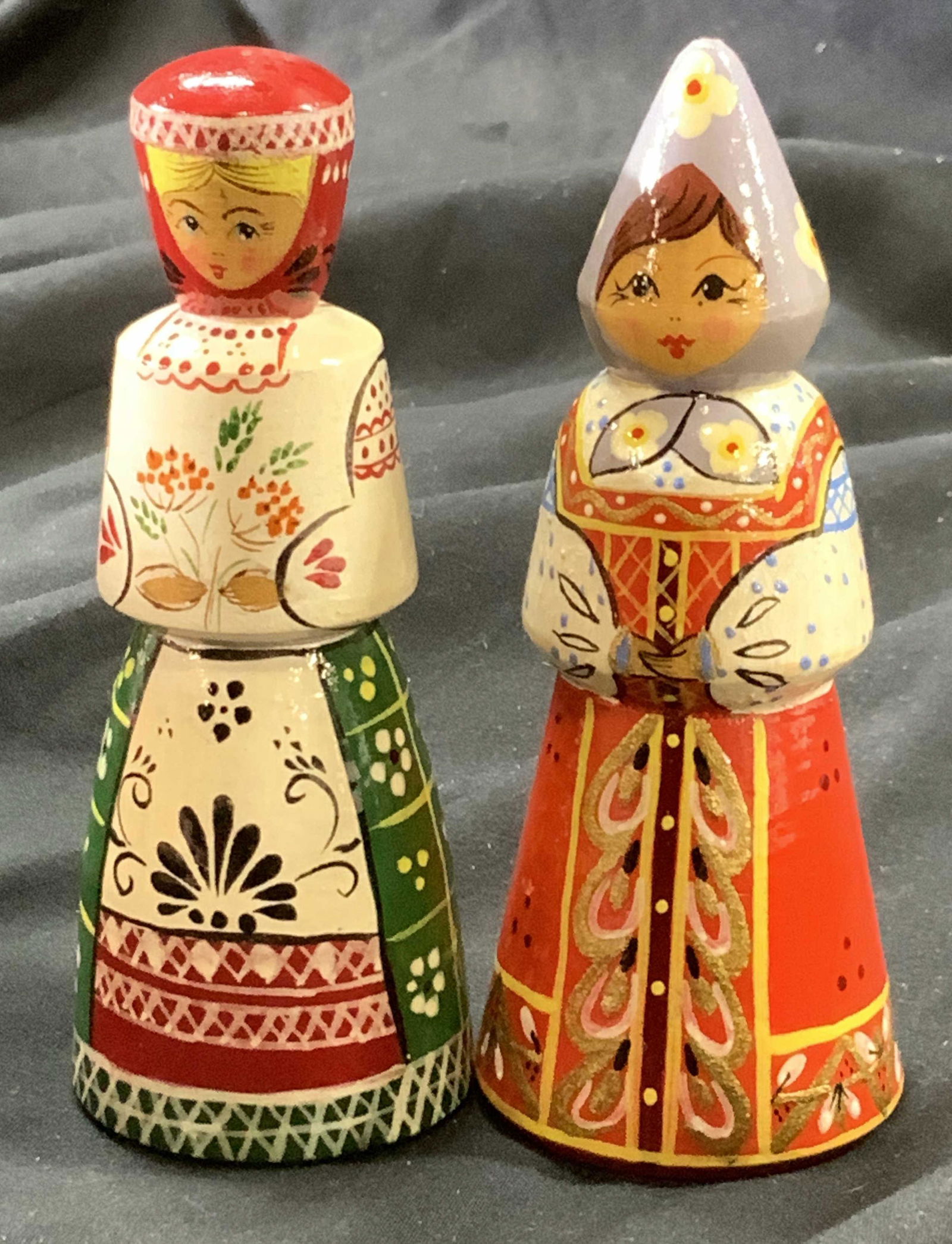 Pair Sgn Russian Wood Folk Art Figurines (1 of 5)