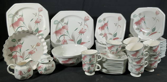 Set 65 MIKASA Silk Flowers Service For 12 China: MIKASA Continental Silk Flowers chinaware service for 12 set. Includes 65 total pieces. 1 serving platter, approx. 12 x 12 inches, 12 dinner plates, approx. 10.25 x 10.25 inches, 12 salad plates, appr