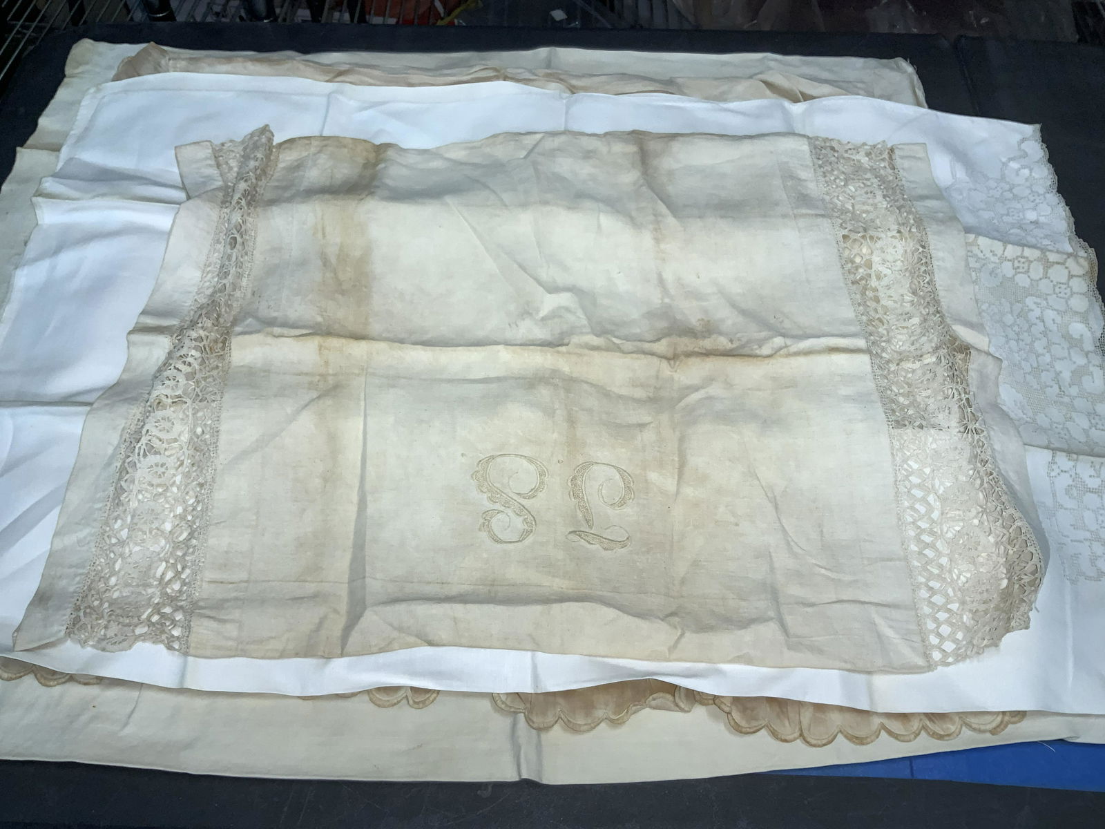 Vintage Home Linens, King Sz, Toss Pillow Cases 8 (1 of 6)