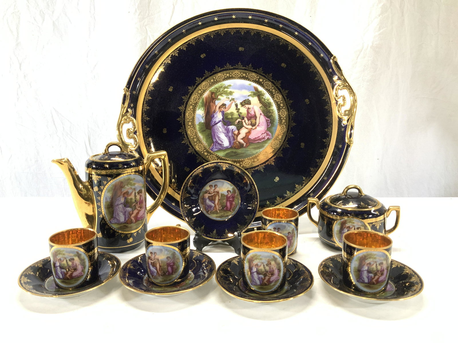 Royal Vienna Gilt Porcelain Demitasse Set, Tray 13 (1 of 11)
