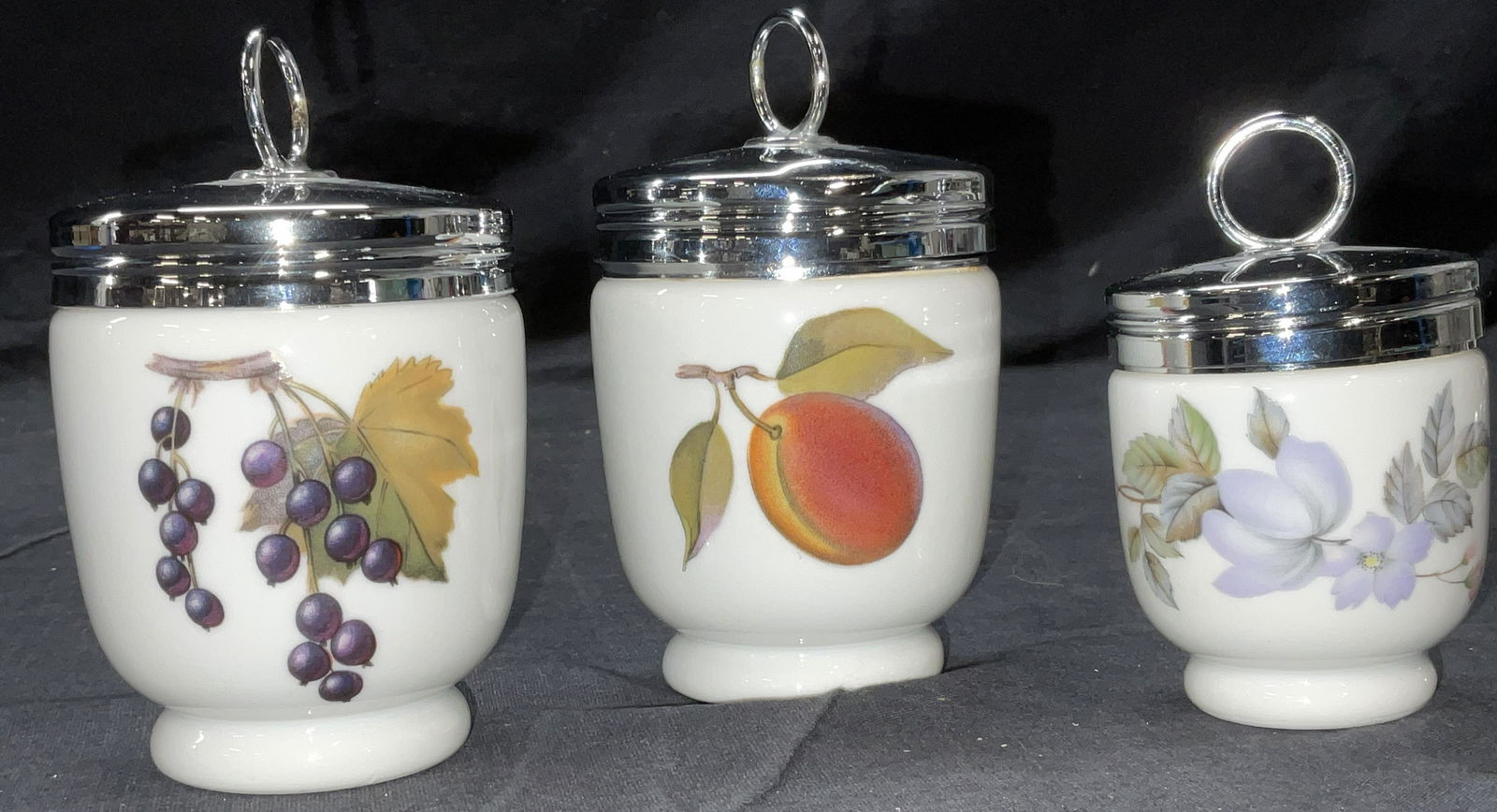 Lot 3 Royal Worcester Porcelain Egg Coddlers (1 of 4)