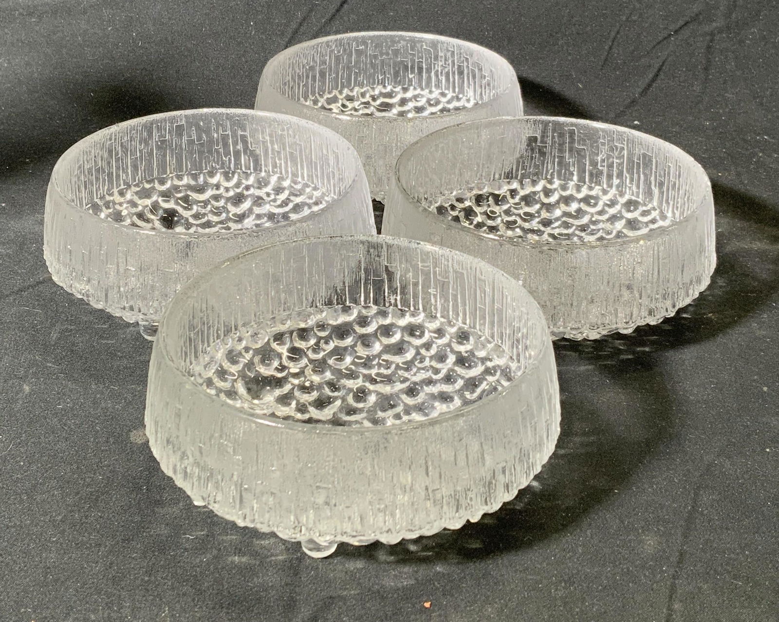 Set 4 Sculpted Textural Crystal Bowls (1 of 6)
