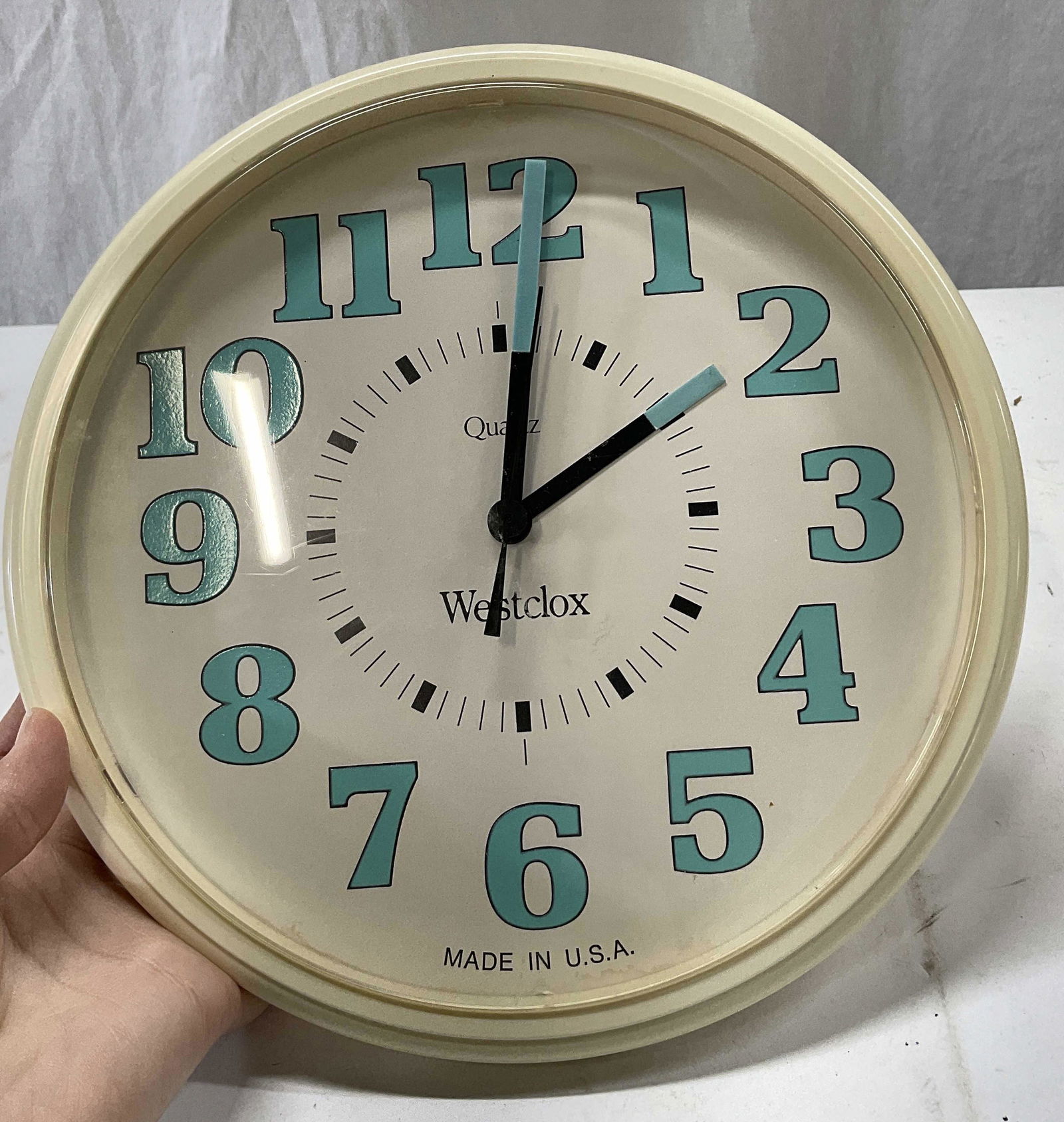 WESTCLOX Quartz Wall Clock (0467) on Jan 25, 2023 The Benefit Shop