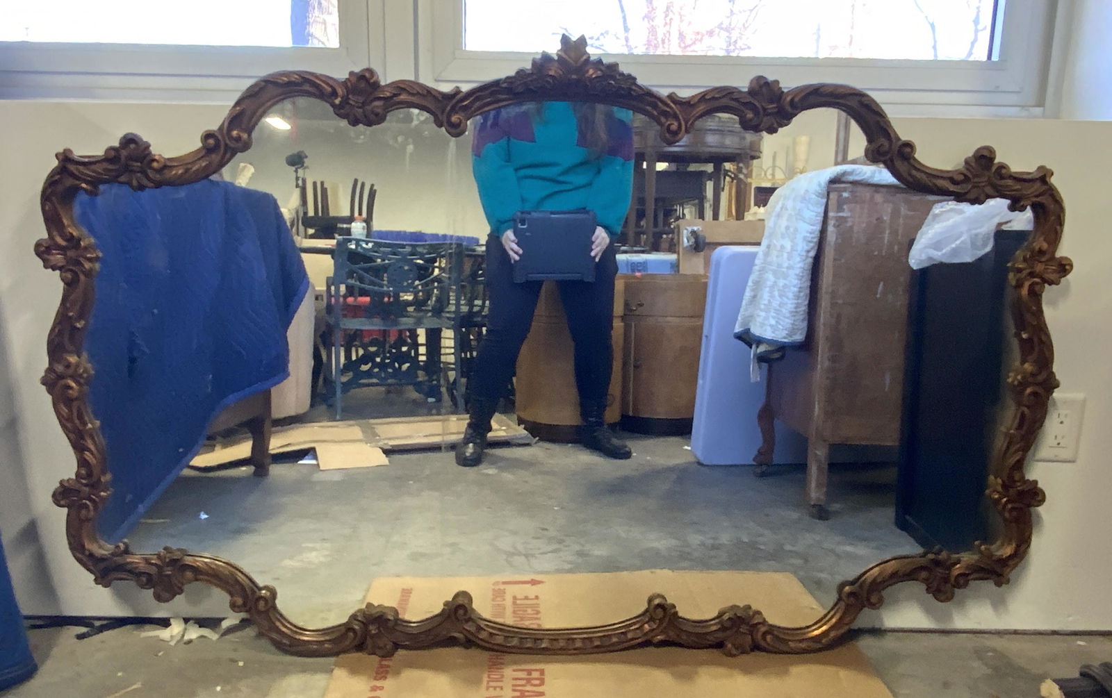 UNION CITY MIRROR & TABLE CO. XL Wall Mirror (1 of 11)