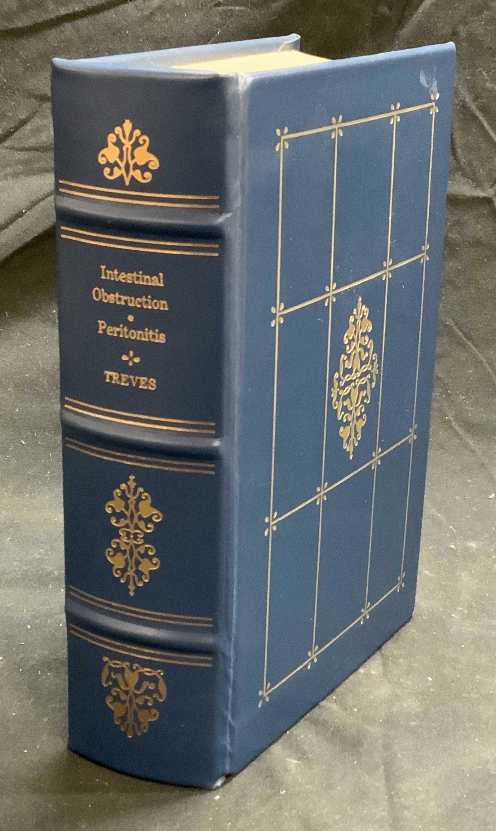 Classics of Surgery Intestinal obstruction TREVES (1 of 9)