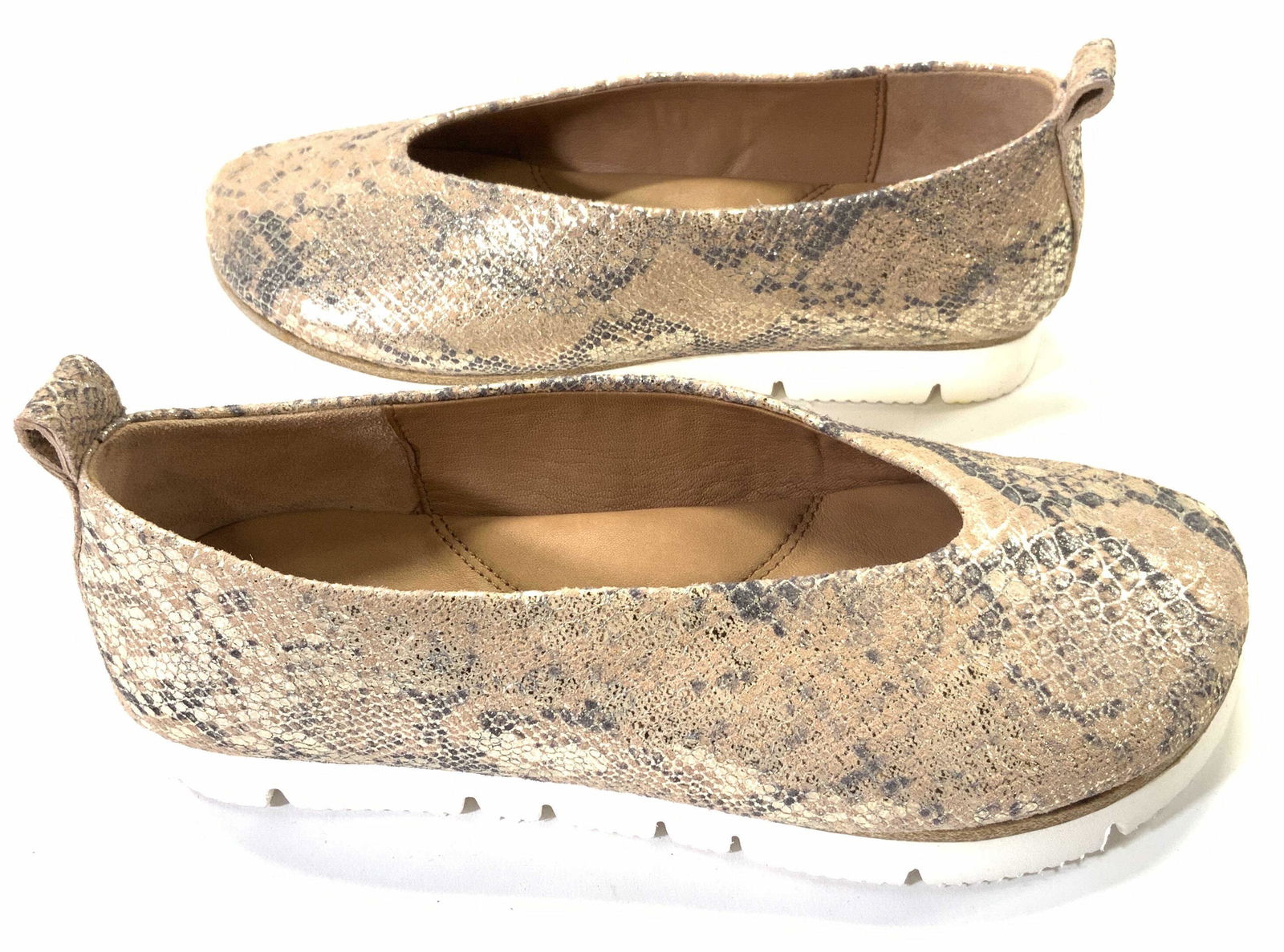 GENTLE SOULS KENNETH COLE Slip On Sneakers: Gentle Souls by Kenneth Cole neutral multi tone metallic snakeskin style slip on sneakers. Leather upper and synthetic sole. Size 6.5. In very good condition, minimal wear. Gentle souls Kenneth Cole,
