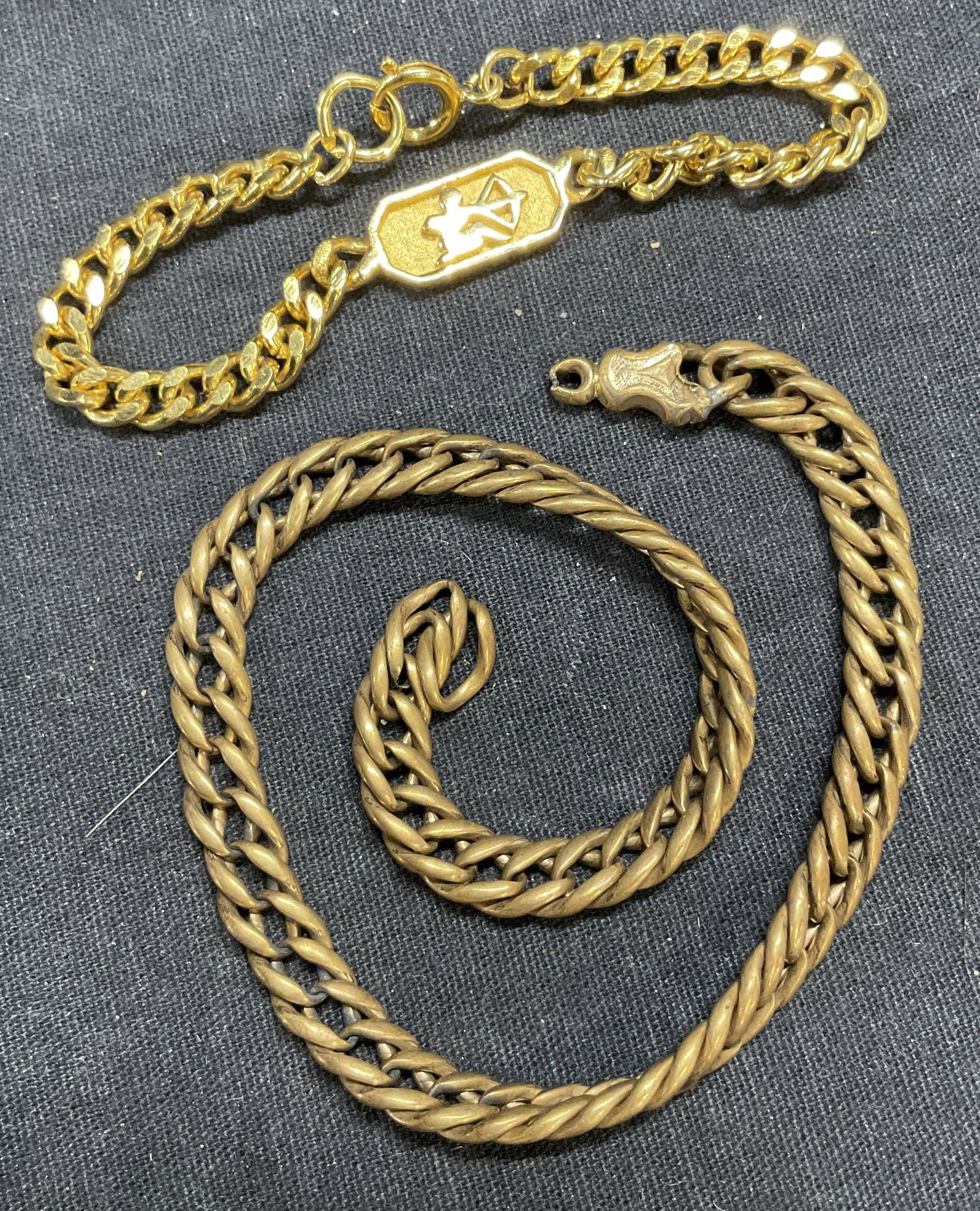 Lot 4 Gold Toned Metal Chains, Bracelet (1 of 5)