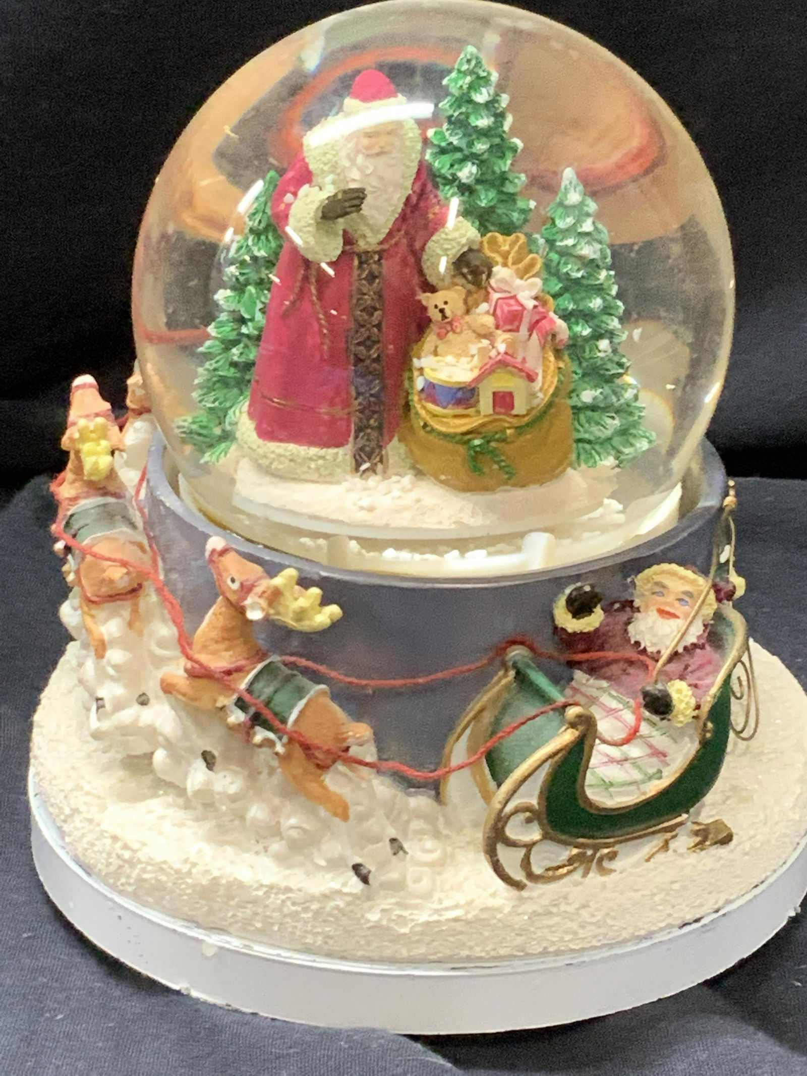 KCare Musical Holiday Snow Globe, Jingle Bells (1 of 6)