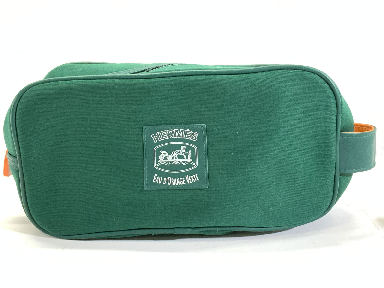 HERMES Eau DOrange Verte Toiletry Case (1 of 7)