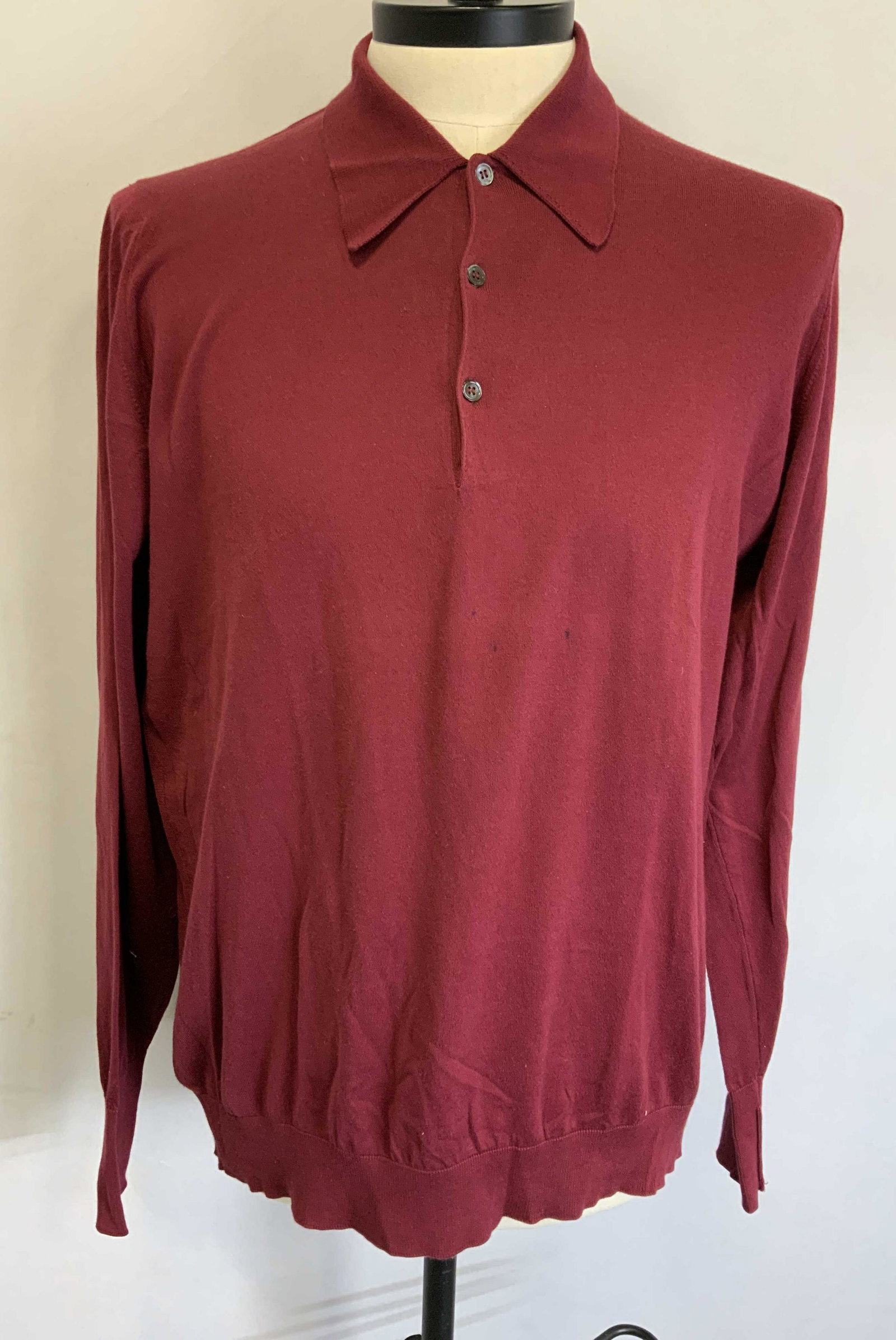 JOHN SMEDLEY Red Knit Cotton Shirt: John SMEDLEY for Bergdorf Goodman red knit cotton shirt with button detail and collar. Size XL. 100% John Smedleys sea island cotton. Some blemished present. Made in England. John SMEDLEY, John SMEDLE