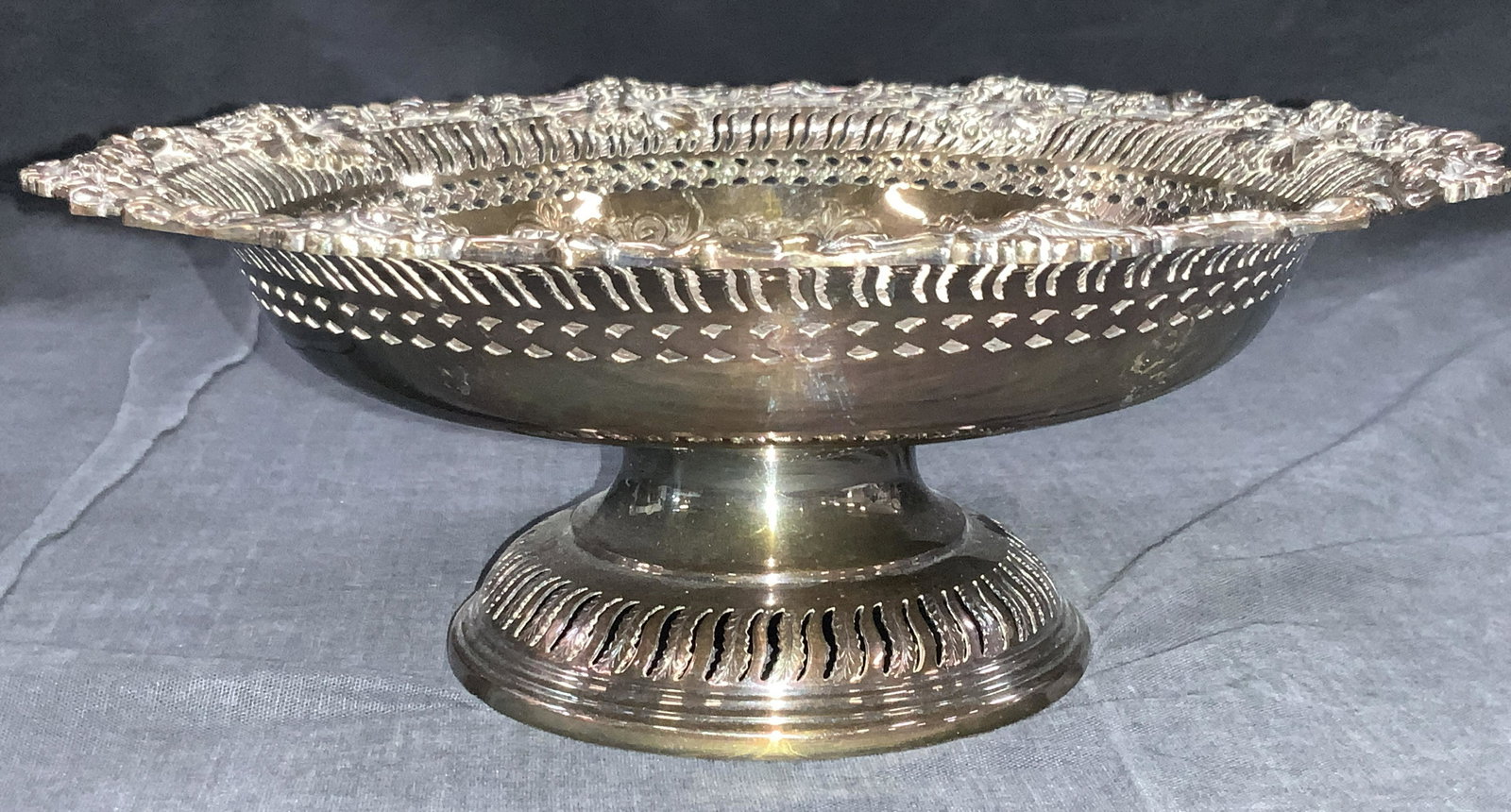Vintage Etched Silver Plate Footed Dish (1 of 8)