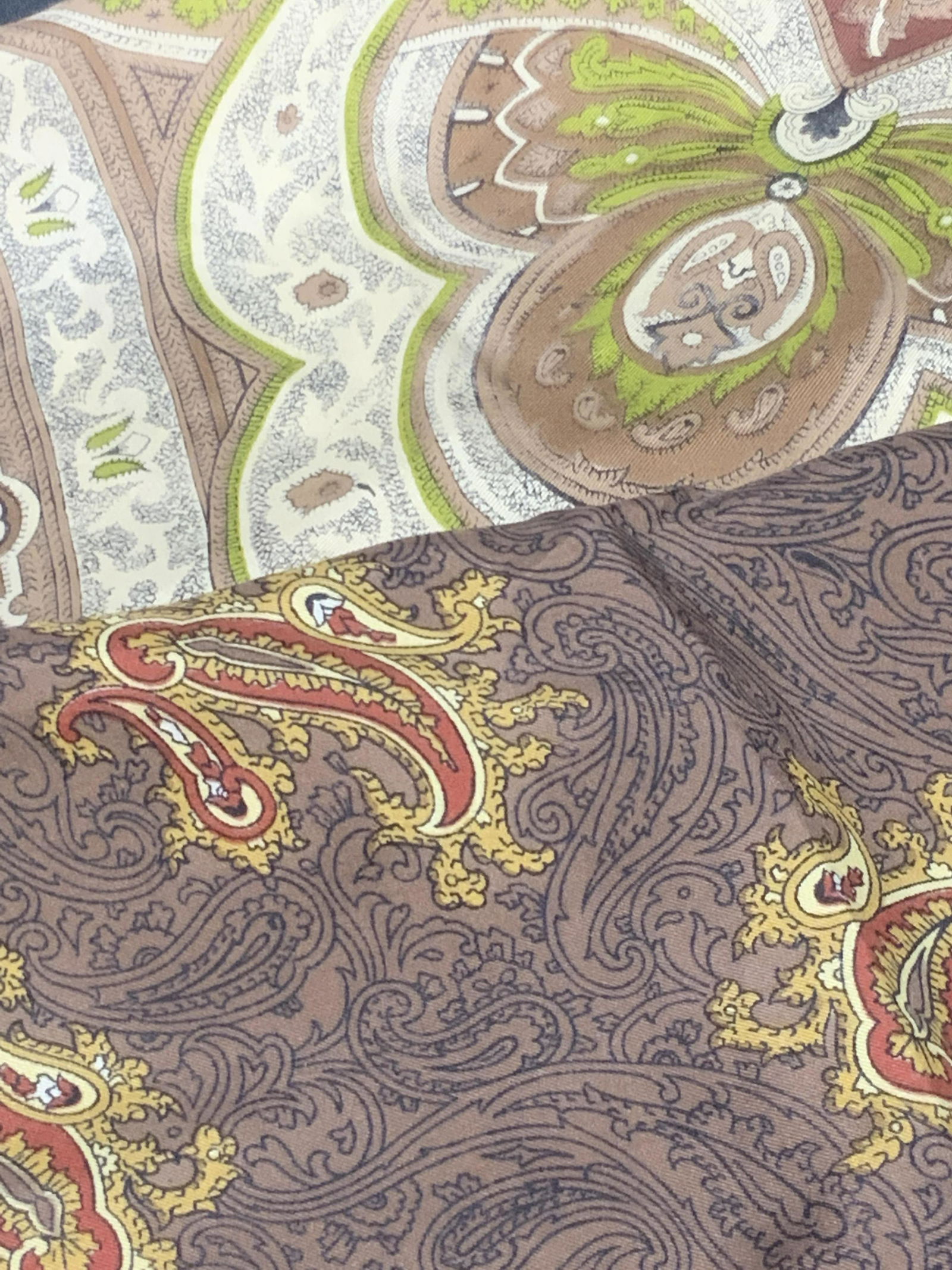 Lot 2 Vintage Paisley Patterned Soft Hand Scarves (1 of 8)