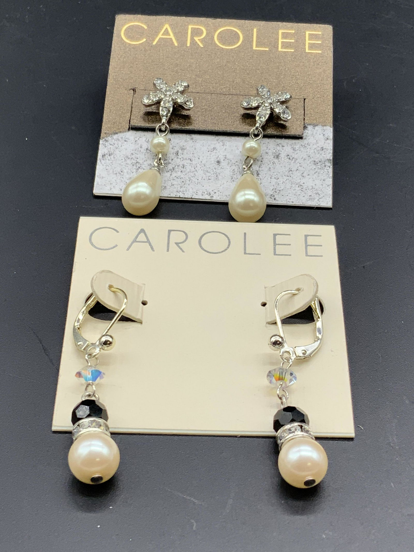 Lot 2 CAROLEE NWT Pearlescent Drop Earrings (1 of 8)
