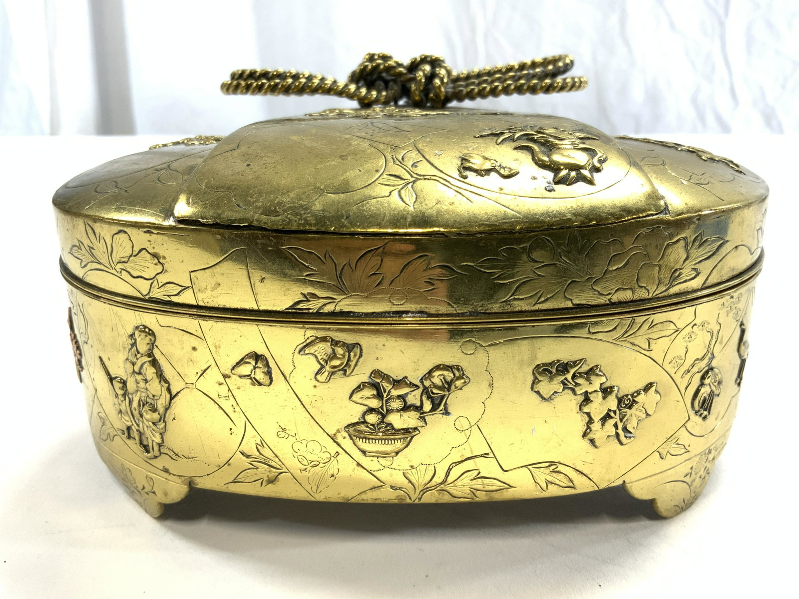 Vintage Brass Keepsake Box W Lid (1 of 8)