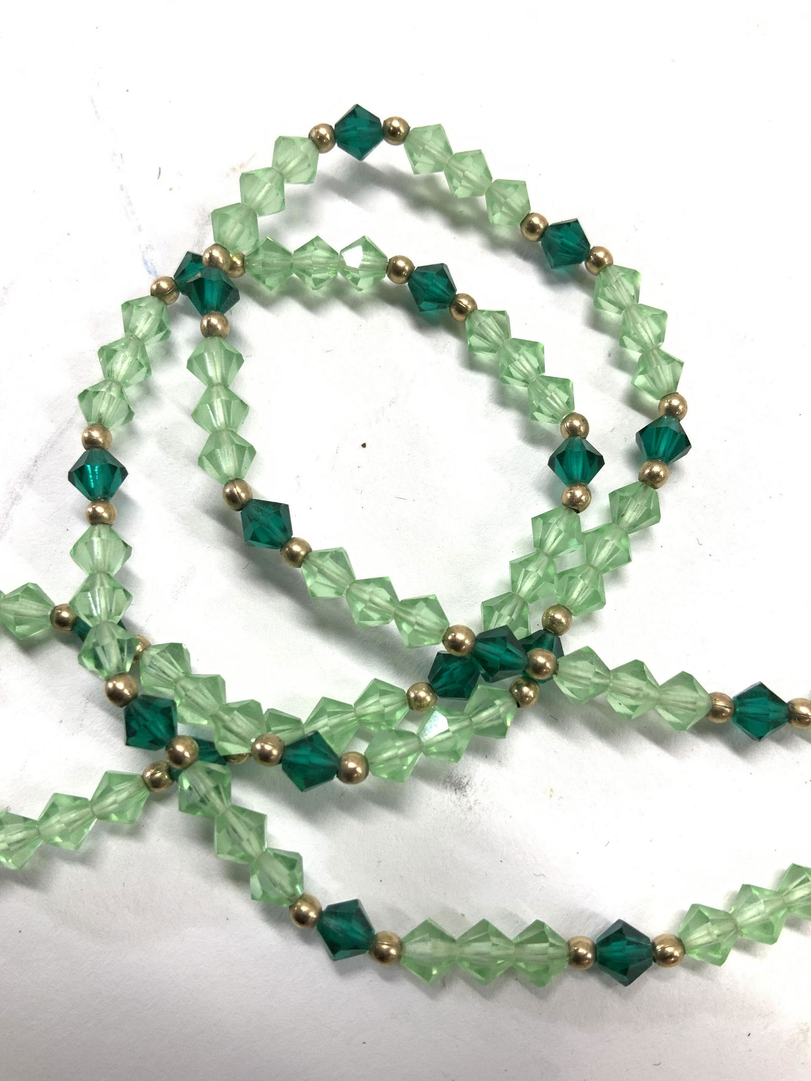 Aurora Borealis Green Beaded Necklace (1 of 5)