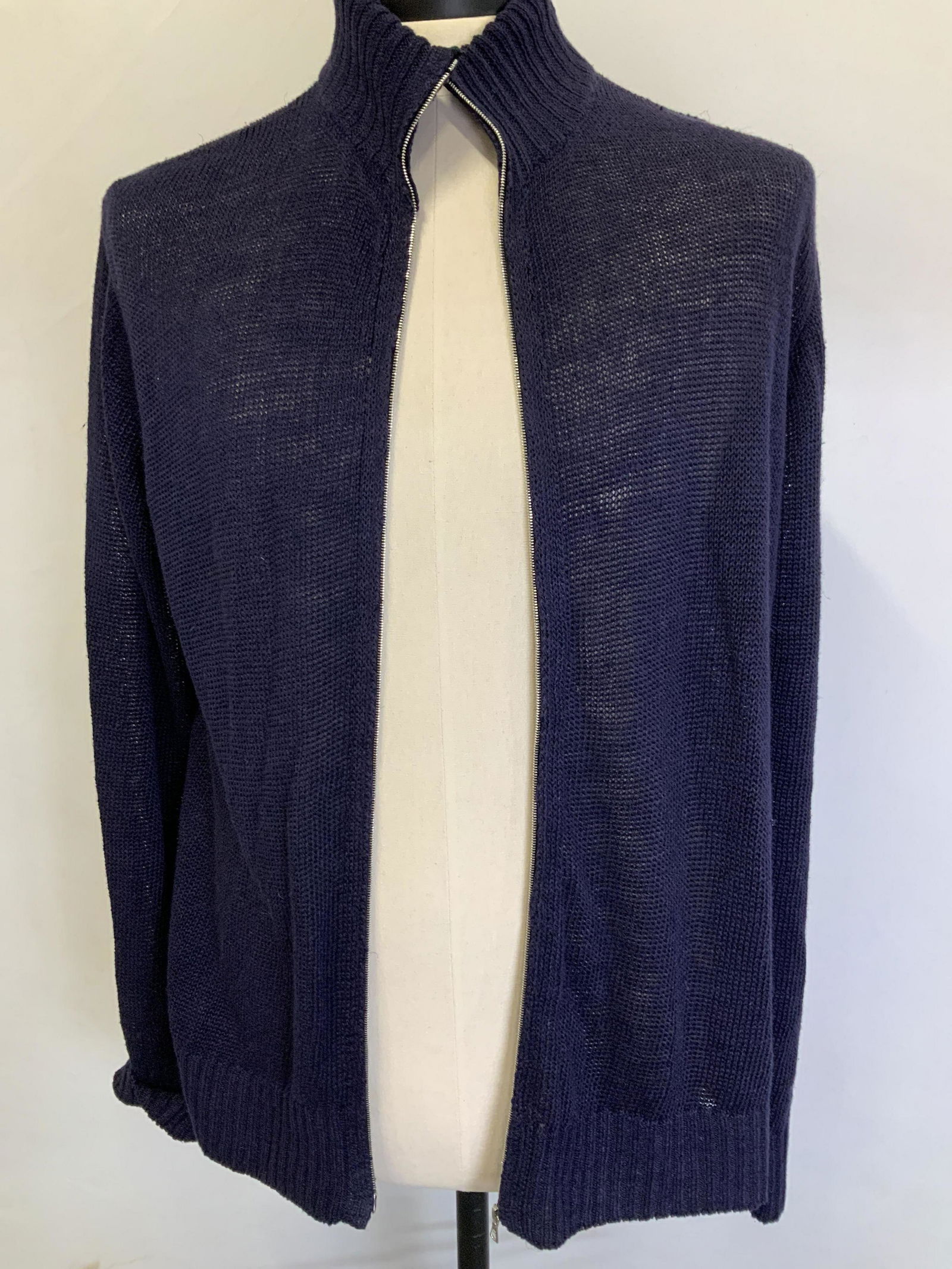 Inis Meain Linen Knit Zippered Cardigan, Ireland: Mens XL 100% linen knit zippered cardigan, navy blue, crew neck, made in Ireland with signed label attached, reads Inis Meain Ireland for Bergdorf Goodman. 29 in. Long. Zipper may need repair. 3 Winte