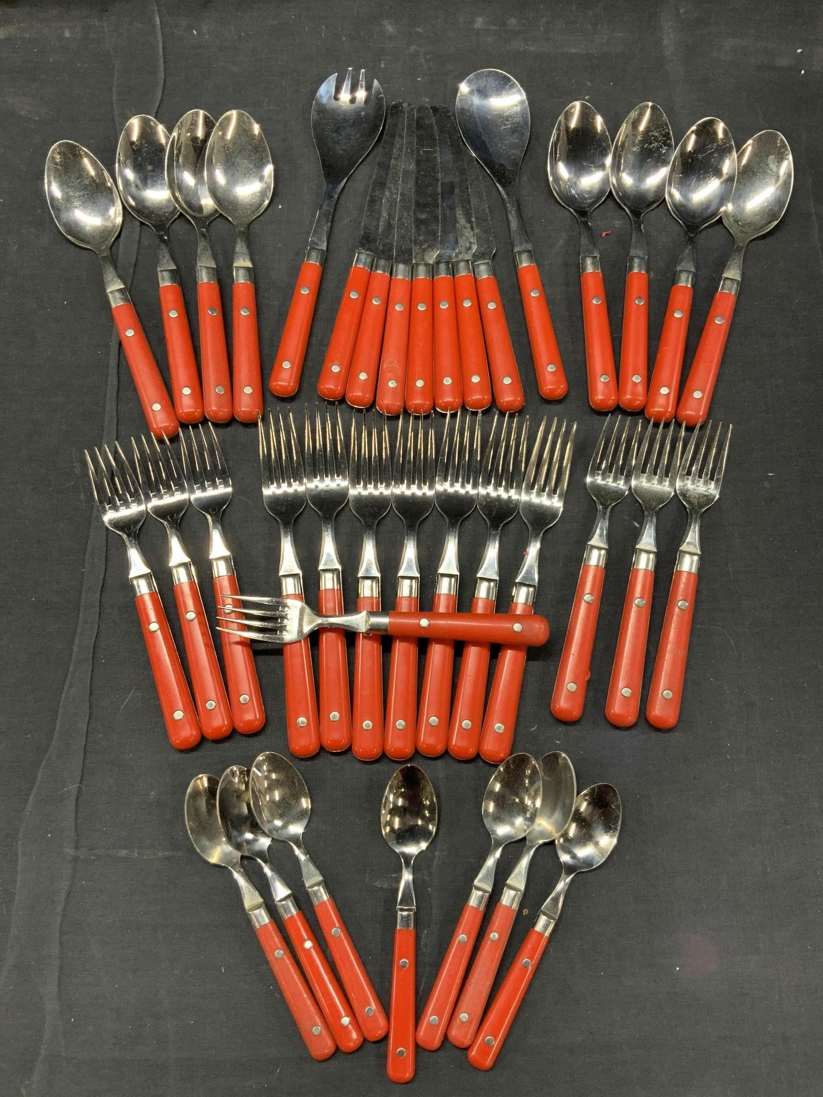 38 GUY DEGRENNE Red Bistro Utensils, France (1 of 7)