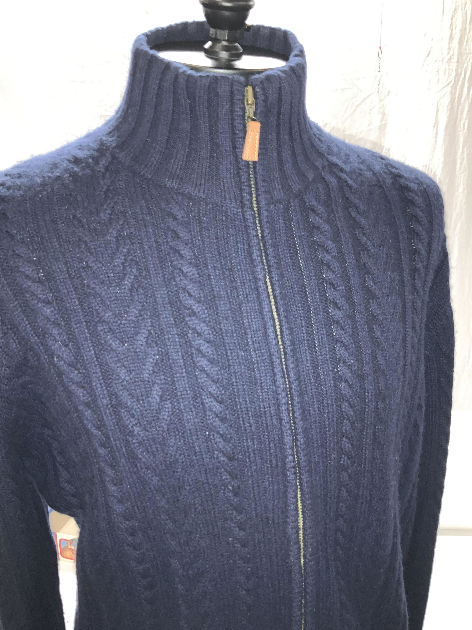 CESARE CASHMERE Luxury Knit Cardigan (1 of 6)