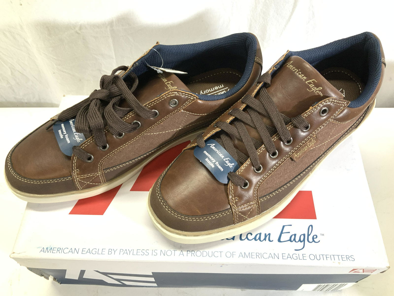 American Eagle Memory Foam Oxfords, NIB (1 of 6)