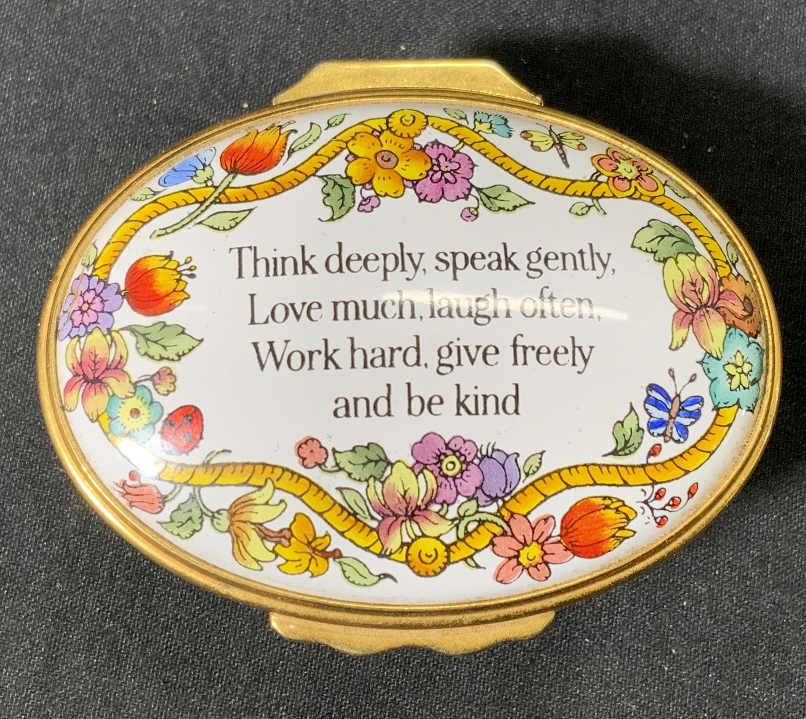 HALCYON DAYS Be Kind Enamel Trinket Box (1 of 6)