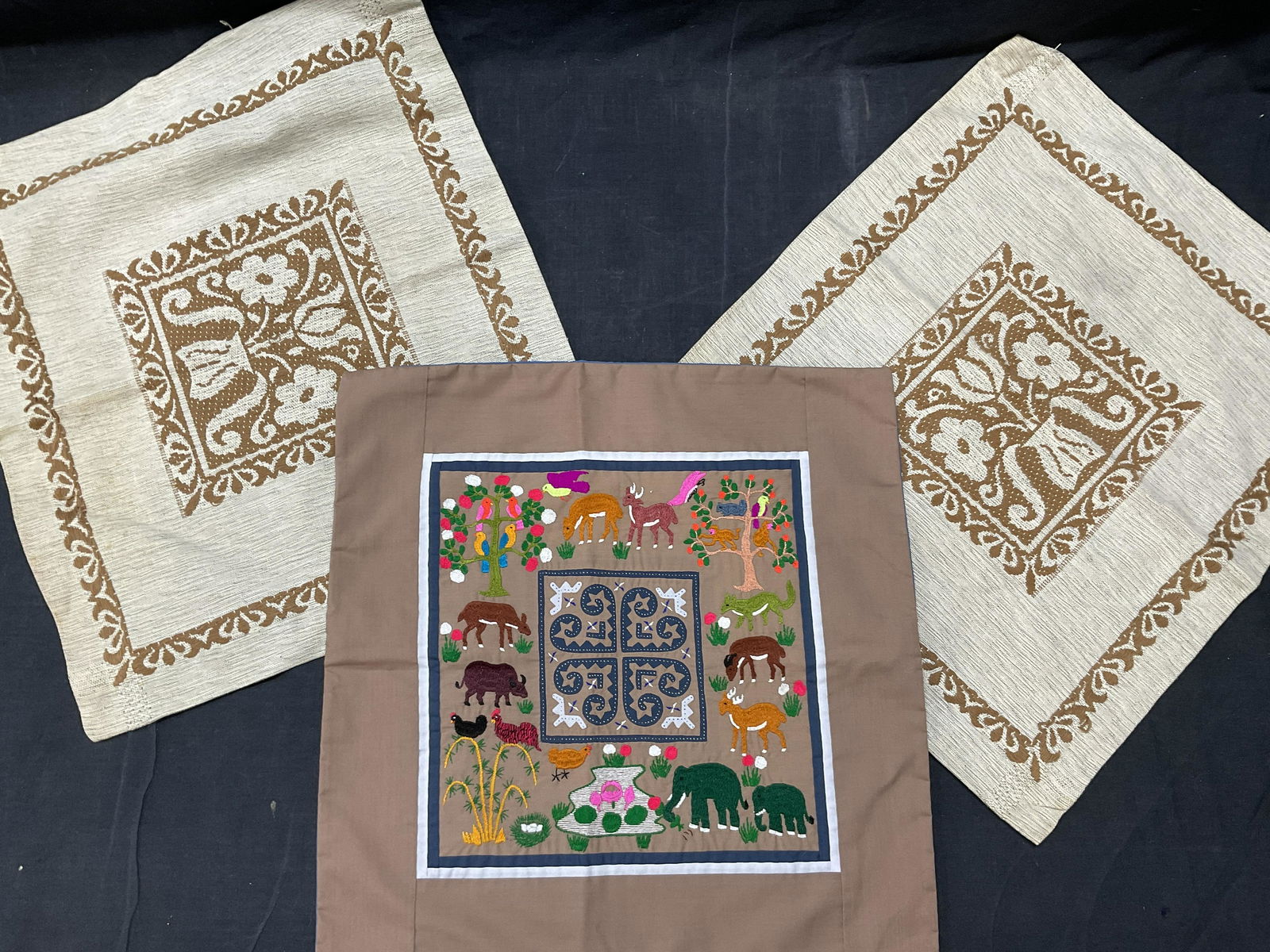 Lot 3 Embroidered Decorative Pillow Cases (1 of 8)
