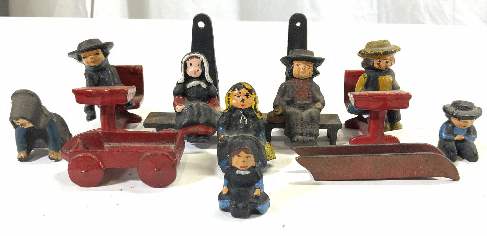 Lot 12 Vntg Hand Painted Cast Iron Amish Figures (1 of 8)
