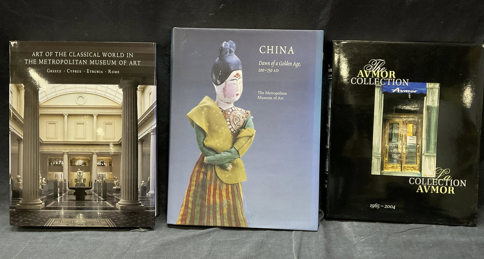 Lot 3 Museum / Art Books, MET & Avmor Collections (1 of 8)