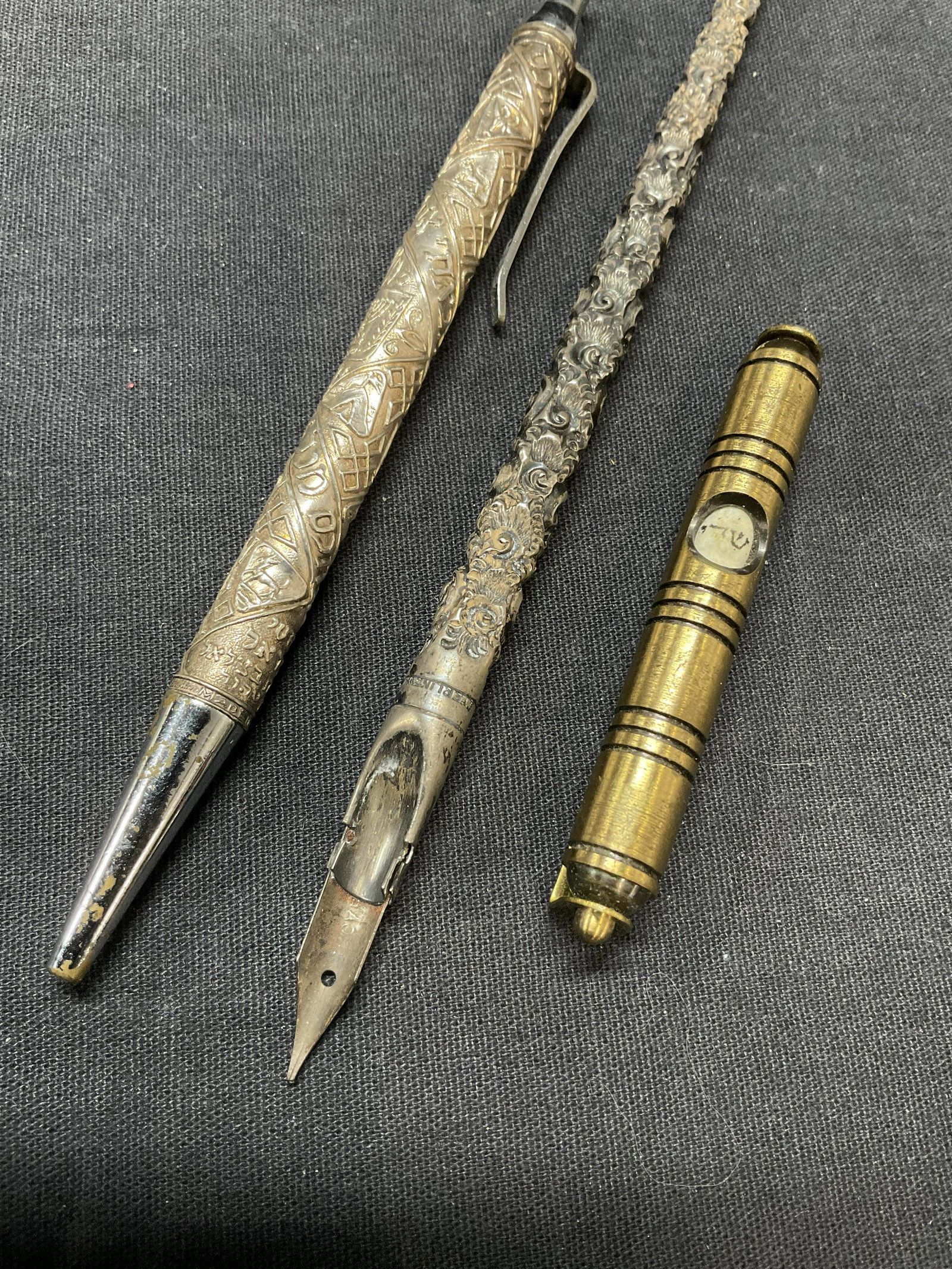 Lot 3, Sterling S. Desk Top Accessories & Mezuzah (1 of 8)