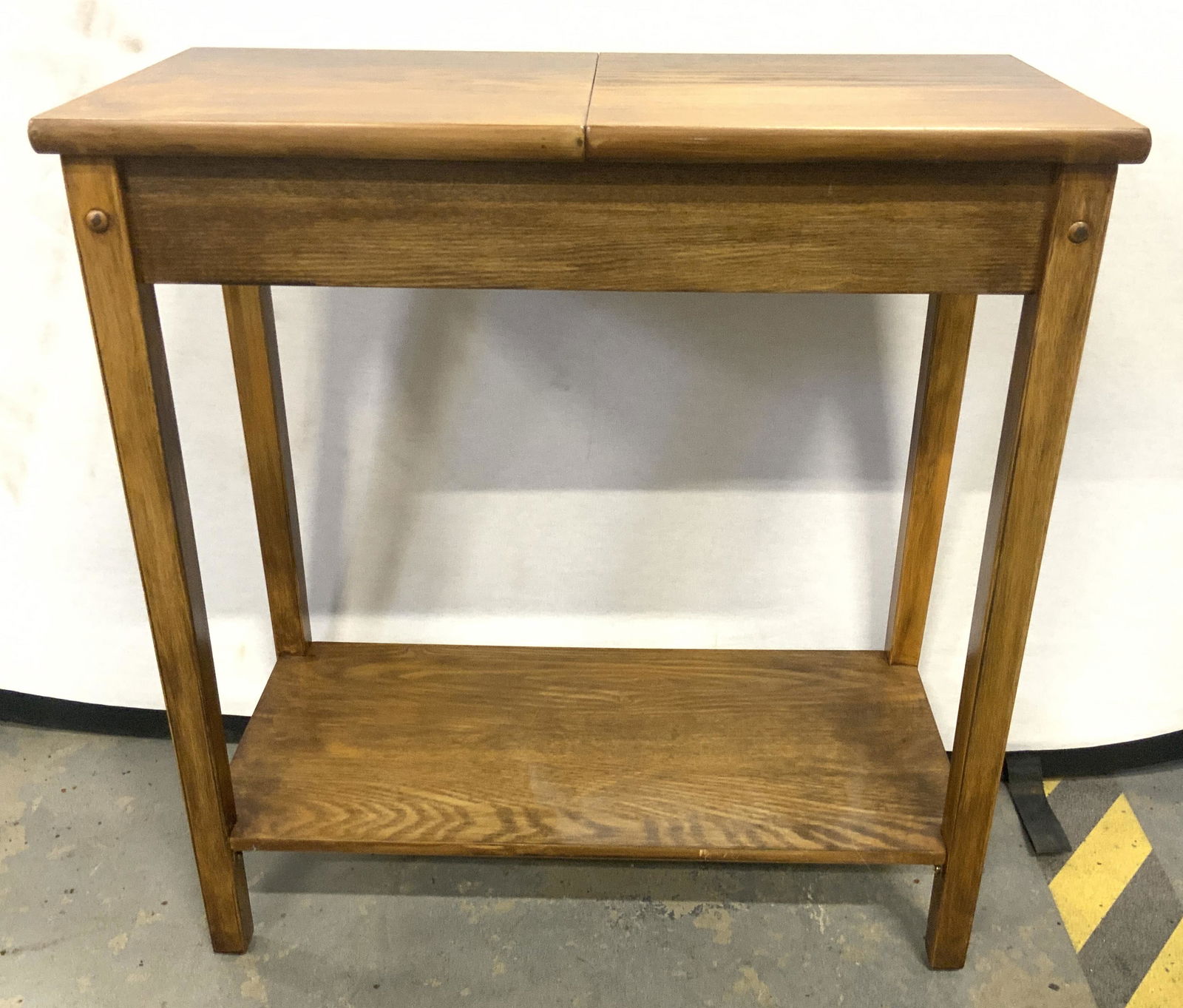 LING TENG WOOD CO. Flip Top Side Table (1 of 13)