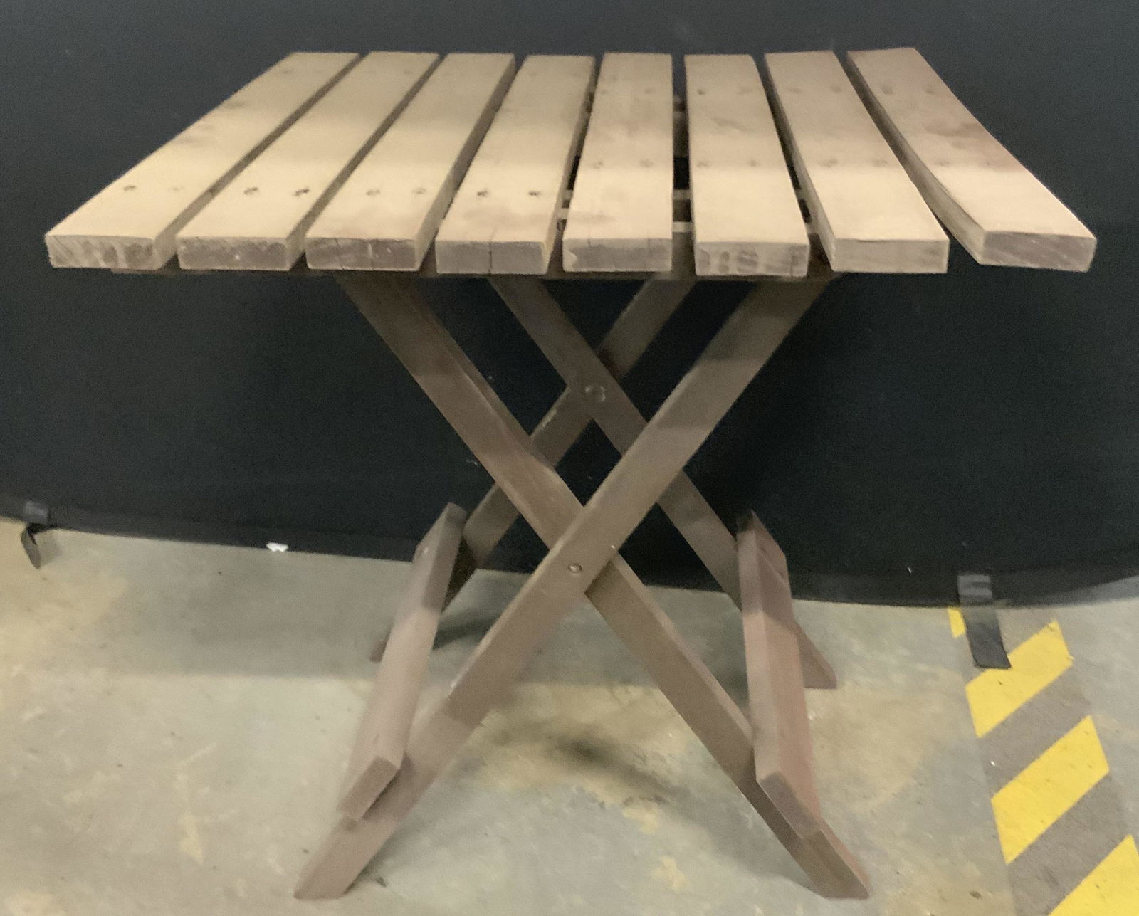 Collapsible Wooden Outdoor Side Table (1 of 9)