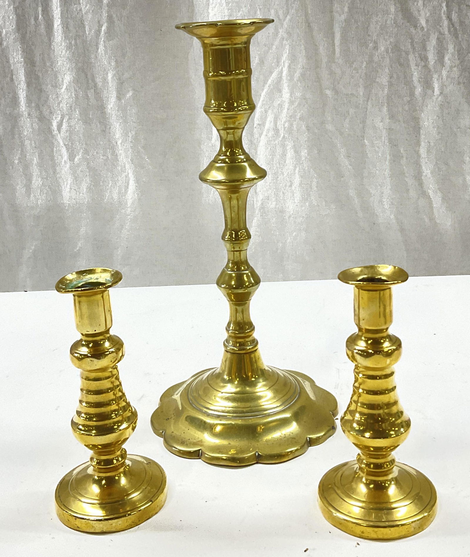 Lot 3 Brass Candle Holders (1 of 5)