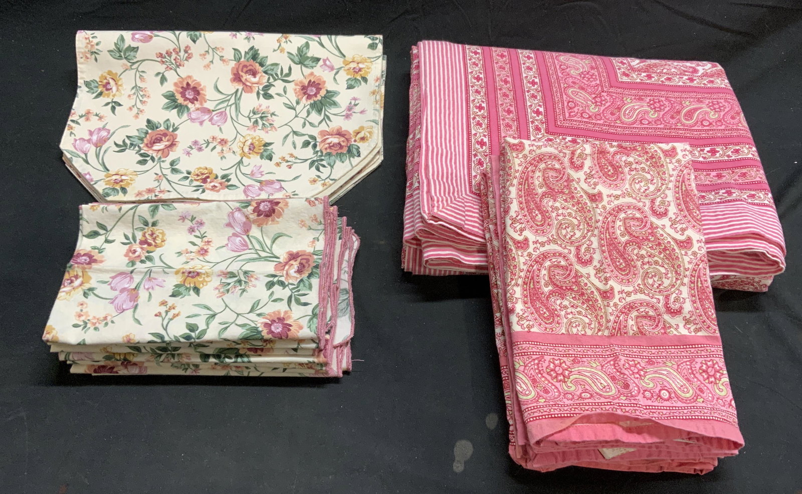 Group WILLIAMS SONOMA Paisley Table Linens, More (1 of 12)