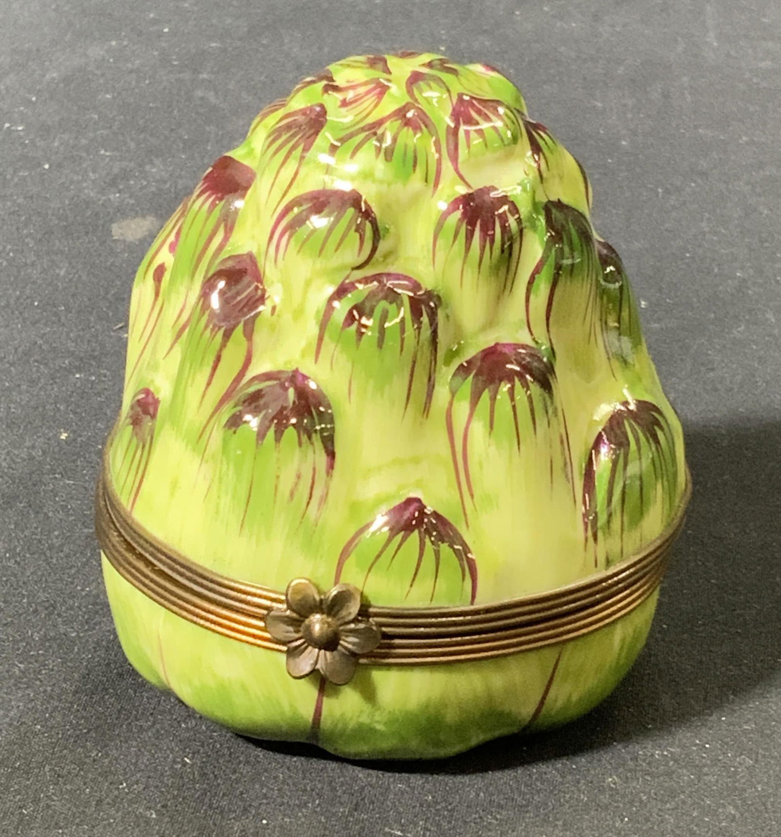 Limoges TIFFANY Porc. Artichoke Pill Box (1 of 6)