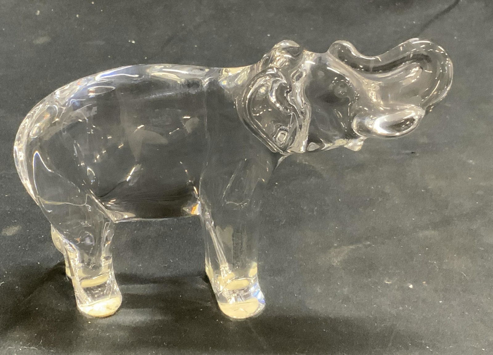 BACCARAT Crystal Elephant Figurine France (1 of 7)
