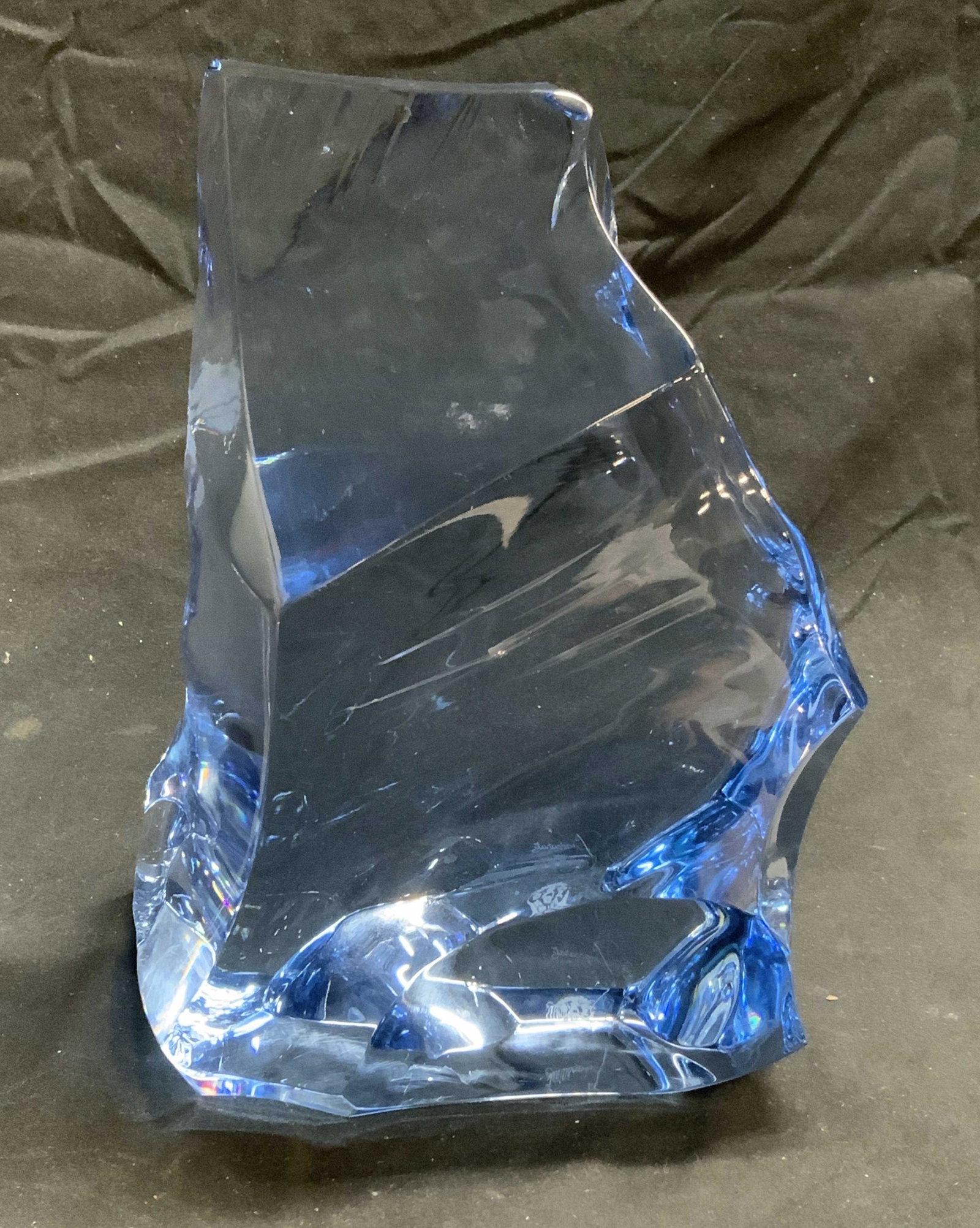 BACCARAT Blue Crystal Iceberg Sculpture France: Baccarat blue crystal iceberg sculpture. Trademarked to underside. Small chip to base, some surface wear to underside. Measures approx. 6 x 4 x 7.5 inches. Made in France. Piece is heavy. Baccarat, ba