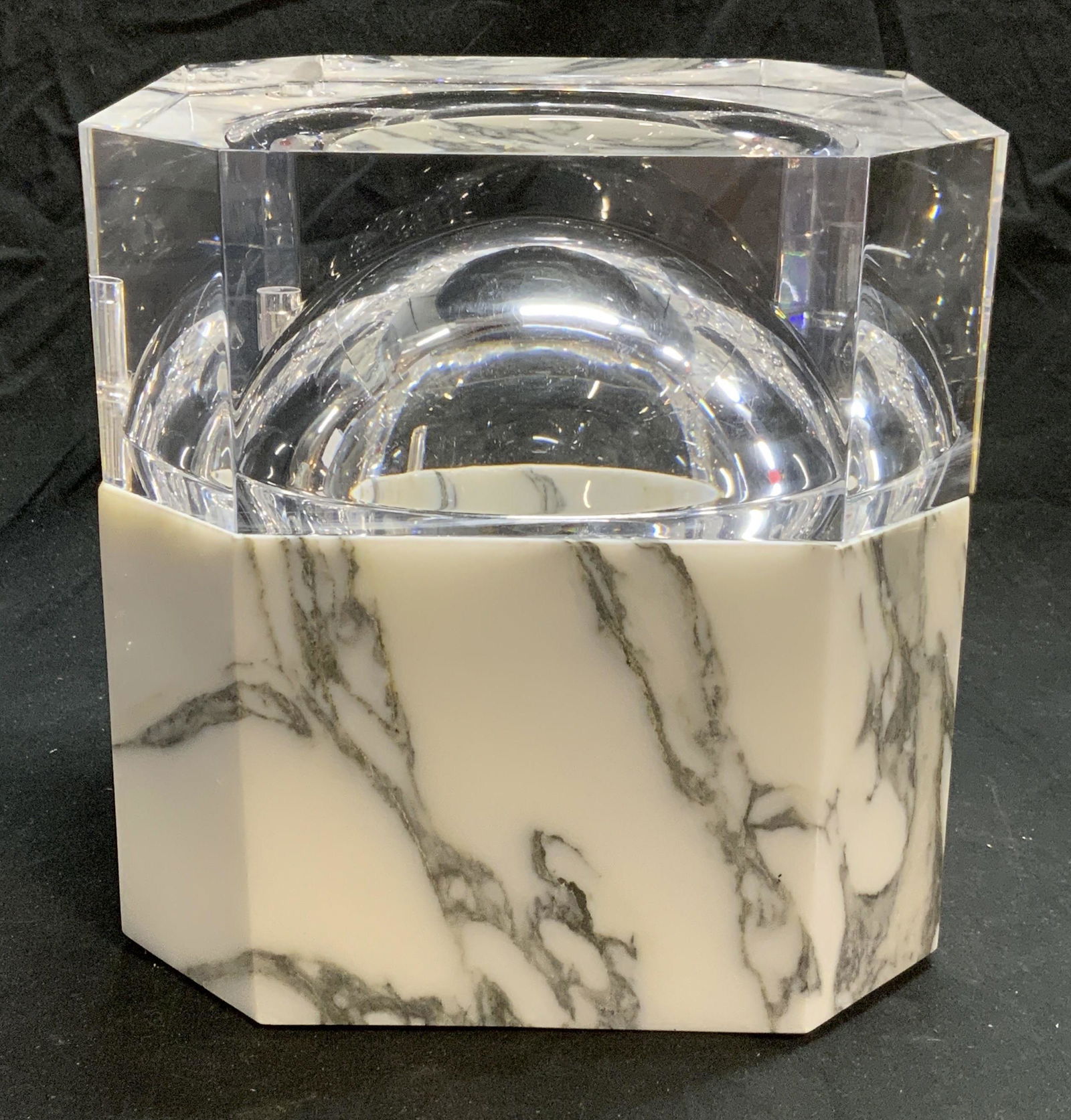 Natural Marble & Lucite Ice Bucket (1 of 7)