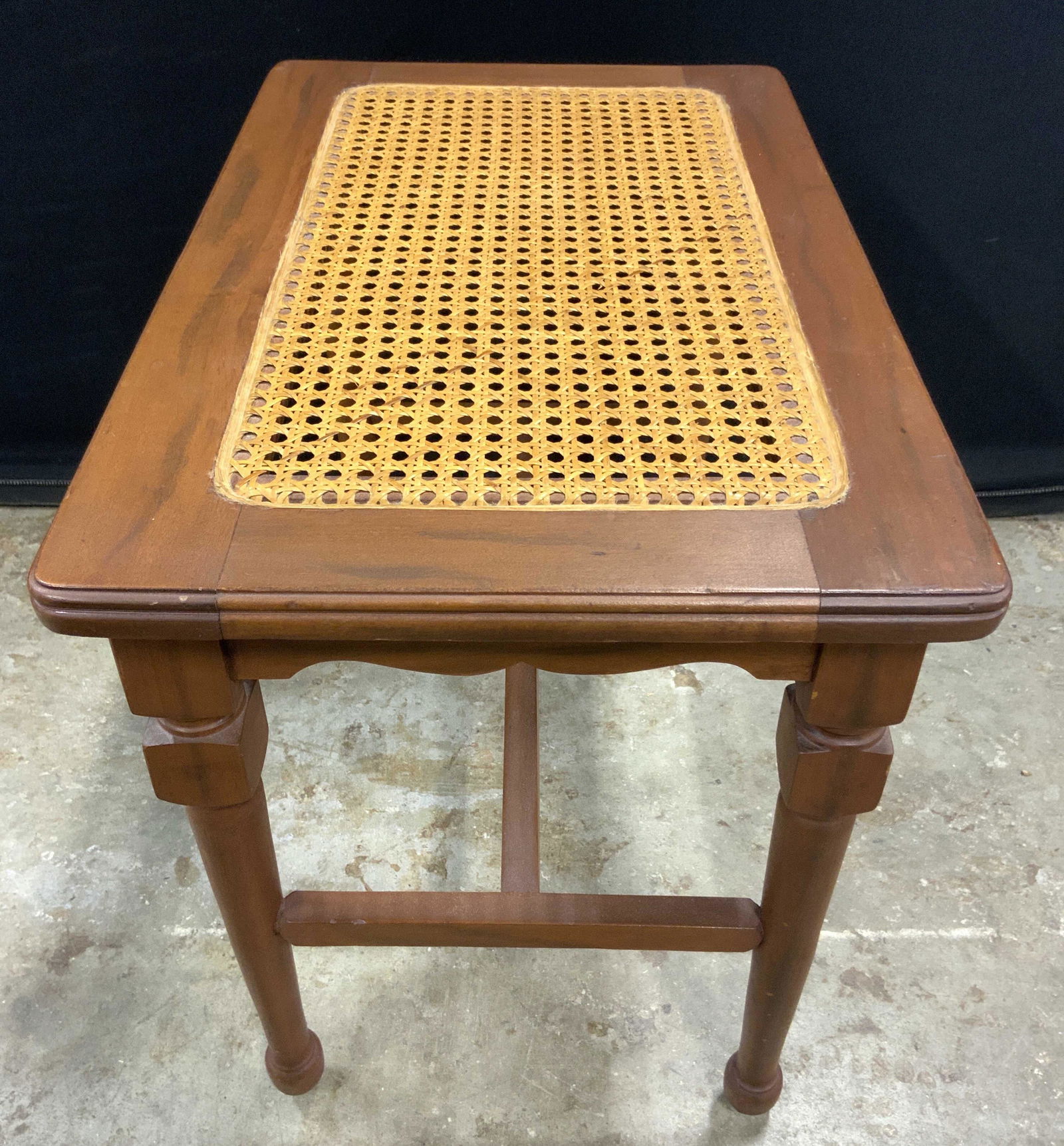 Caned Wooden Side Table Accent Table (1 of 8)