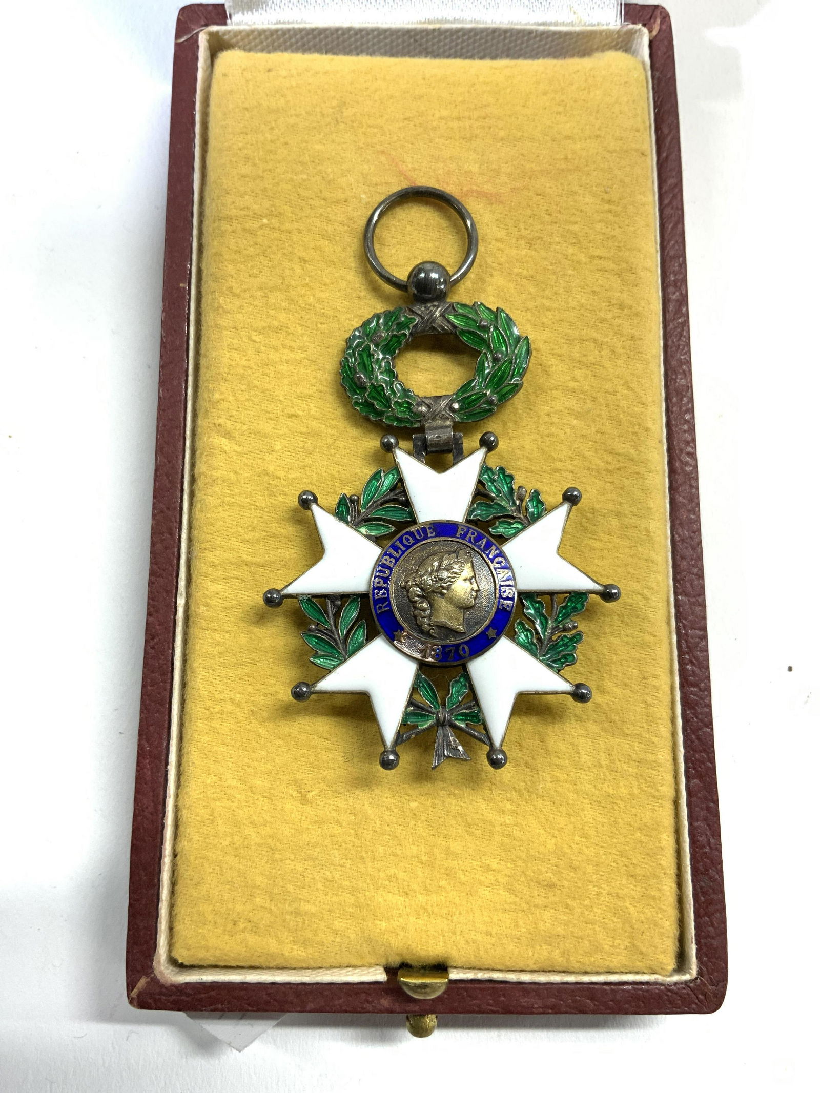 REPUBLIQUE FRANCAISE 1870 Enameled Medal W Box (1 of 6)