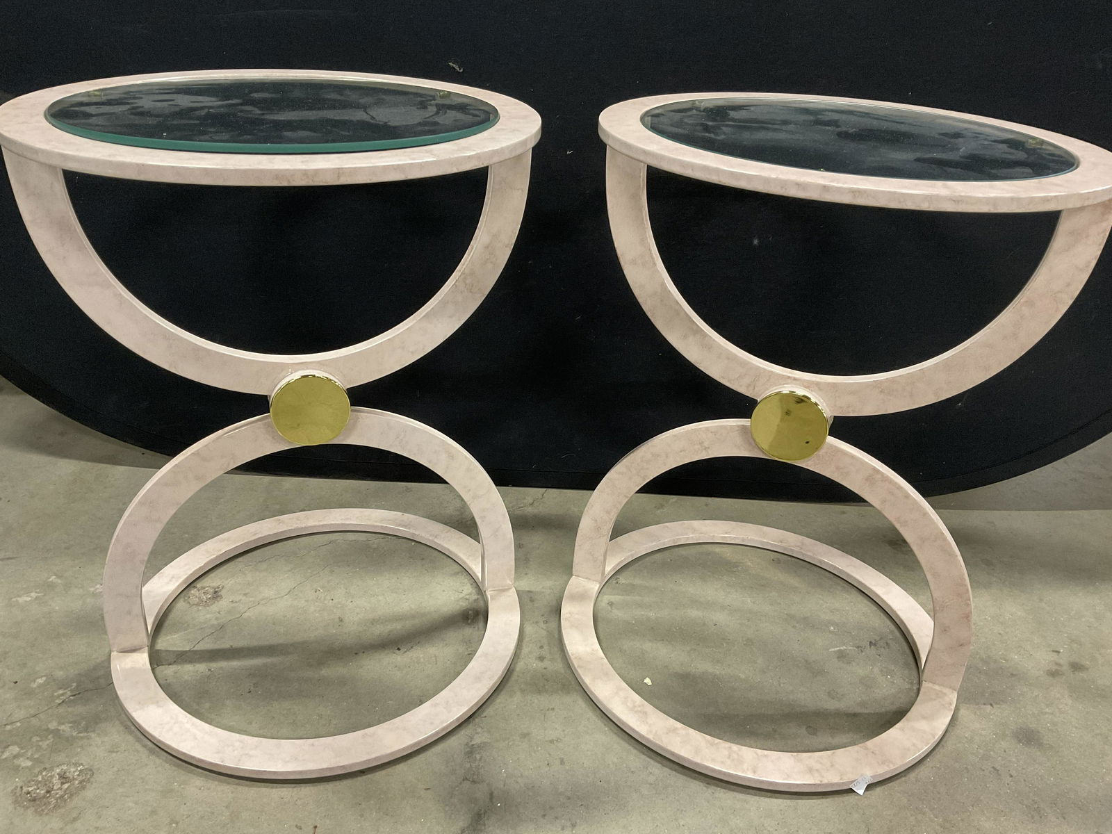 Set Faux Pink Marble Metal Round Side Tables (1 of 8)