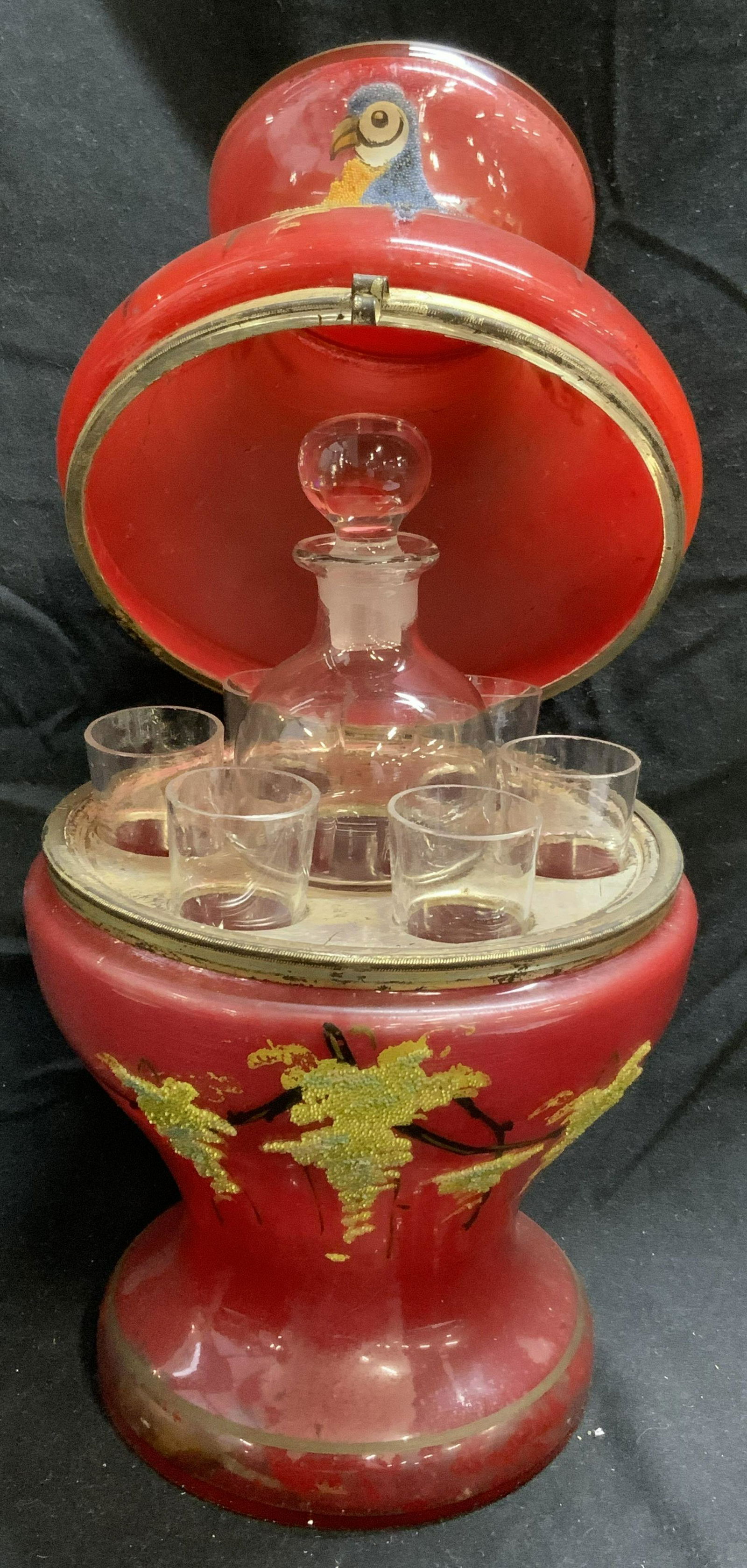Portable Glass Bar w Decanter & 6 Shot Glasses (1 of 10)
