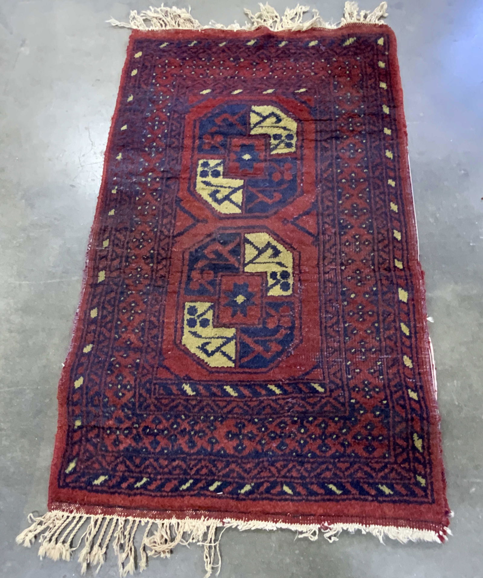 Vintage Turkish Tassel Trim Rug (1 of 7)