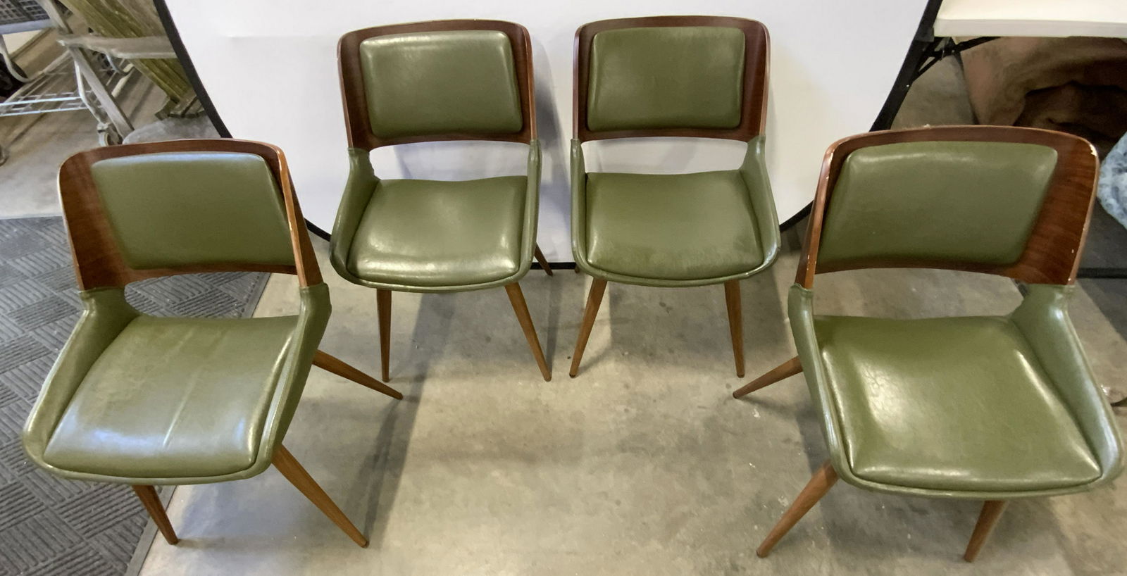 Set 4 Mid Century Modern Green Leather Chairs (1 of 16)