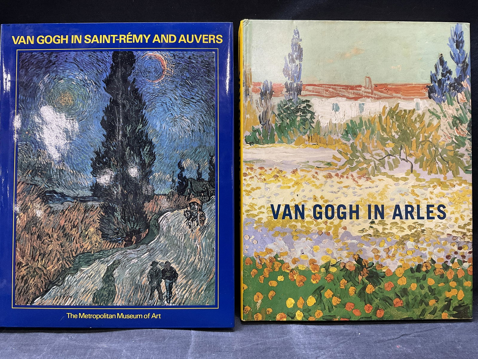 Lot 2 Van Gogh Art Books, CR 1984, 1986 (1 of 6)