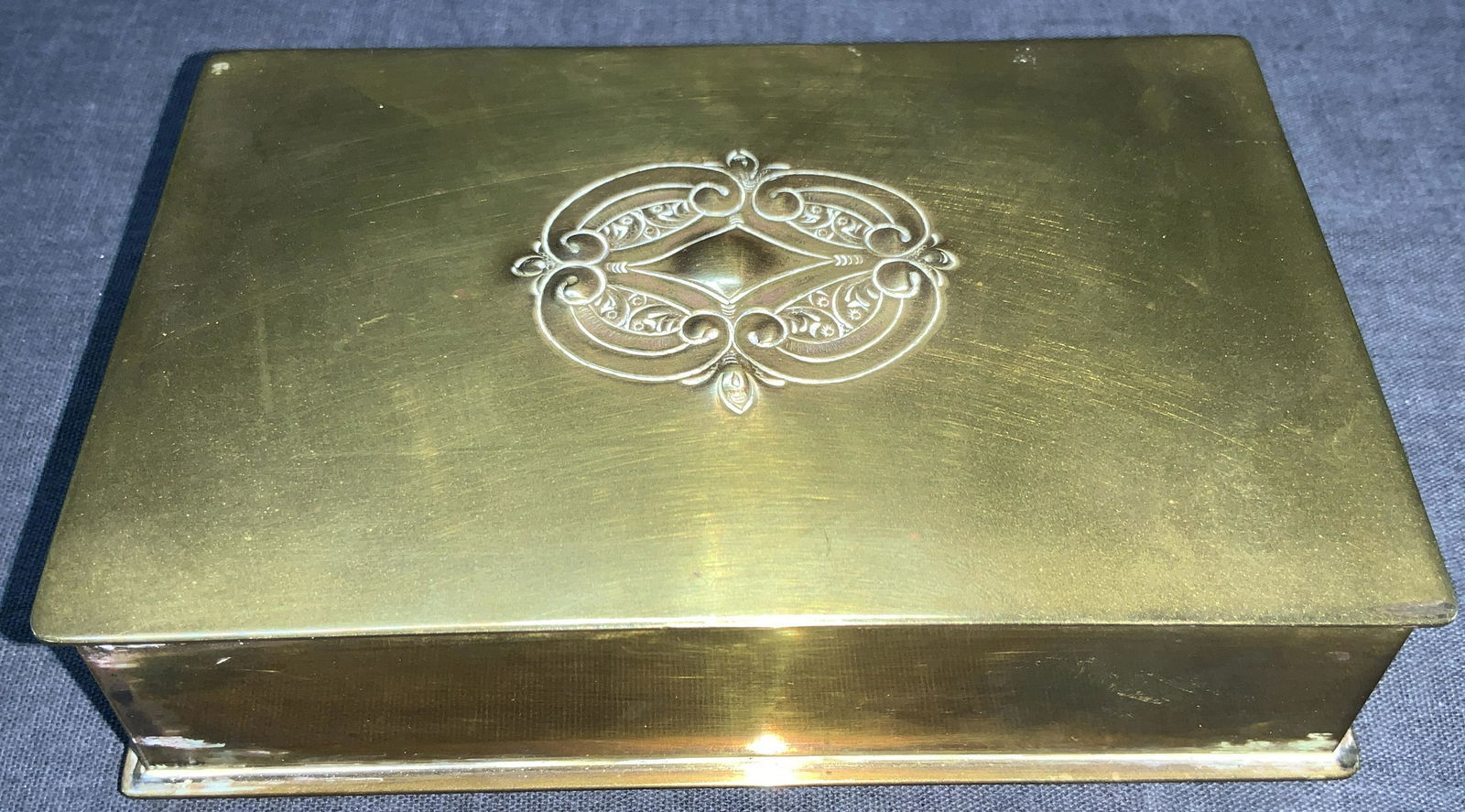 REYNOLDS Hand Crafted & Etched Brass Trinket Box (1 of 8)
